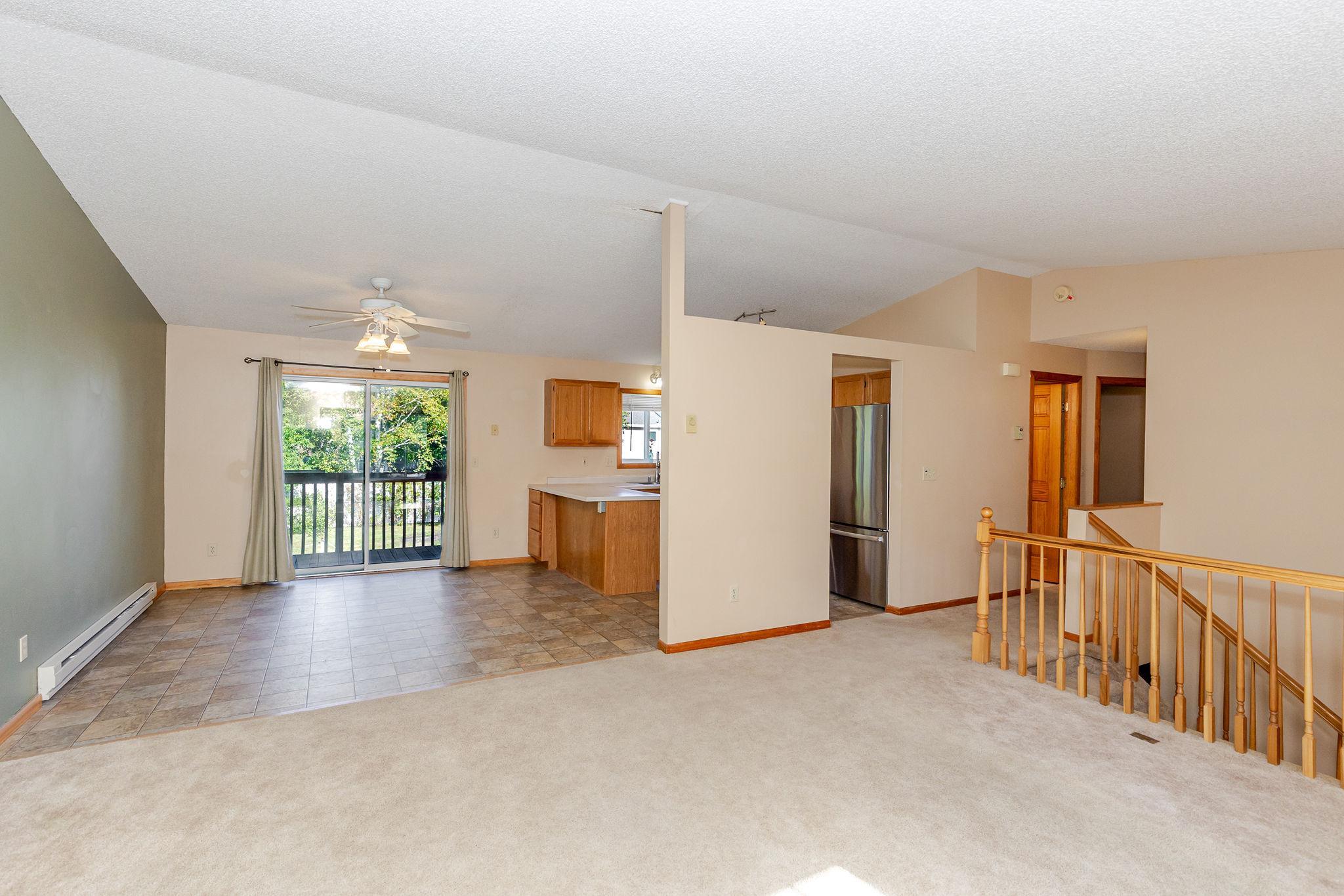 1995 single family home for sale at 3730 Village Green Circle in Moorhead, MN — 4 bed, 2 bath (photo 14 of 51)