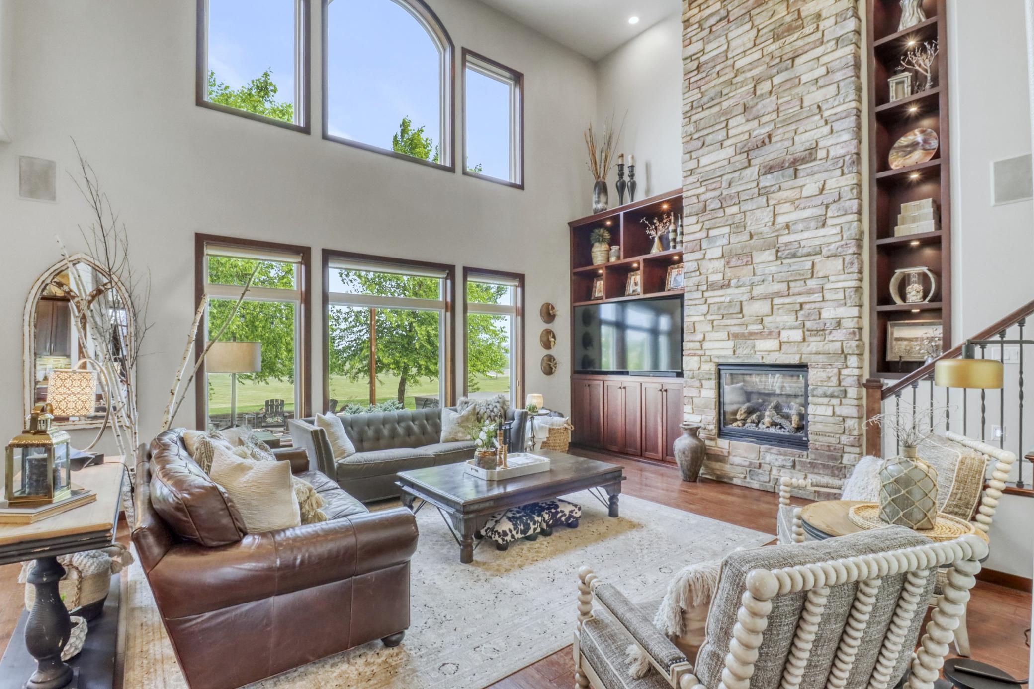 2010 single family home for sale at 5827 Silverleaf Drive S in Fargo, ND — 5 bed, 4 bath (photo 19 of 73)