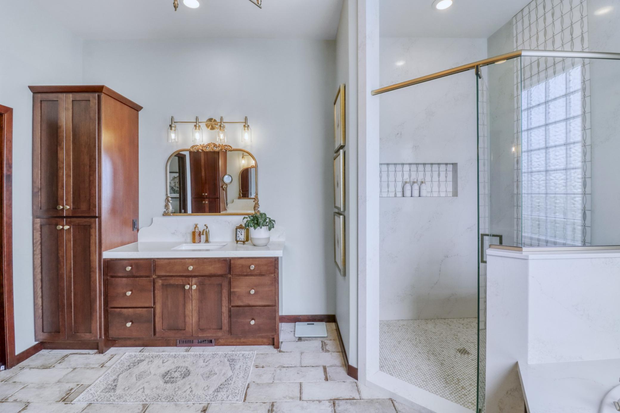 2010 single family home for sale at 5827 Silverleaf Drive S in Fargo, ND — 5 bed, 4 bath (photo 29 of 73)