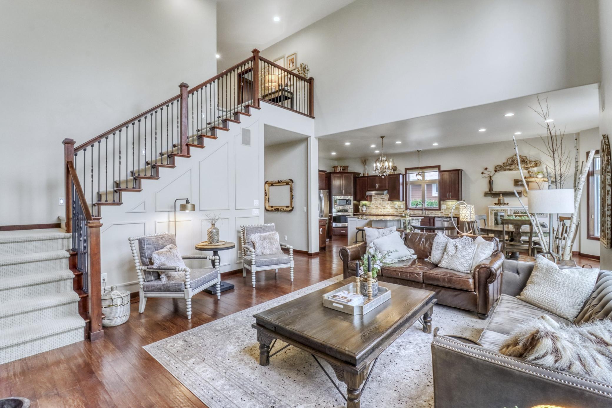 2010 single family home for sale at 5827 Silverleaf Drive S in Fargo, ND — 5 bed, 4 bath (photo 9 of 73)