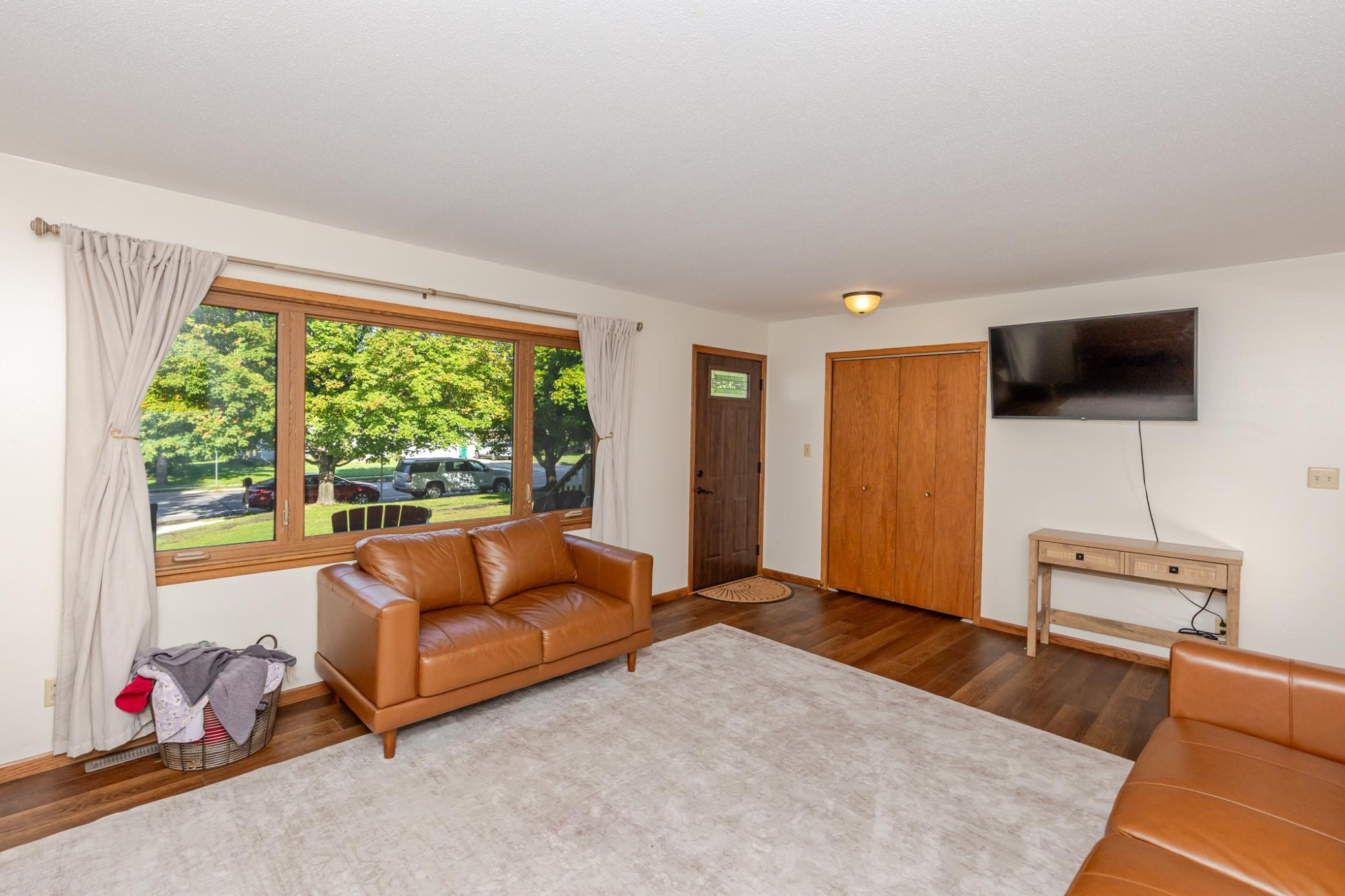 1968 single family home for sale at 2089 2nd Street in Lake Park, MN — 3 bed, 1 bath (photo 11 of 59)