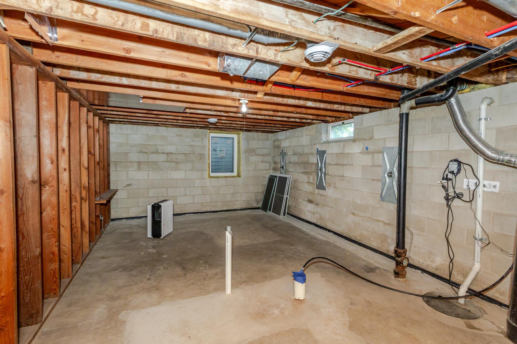 1968 single family home for sale at 2089 2nd Street in Lake Park, MN — 3 bed, 1 bath (photo 39 of 59)