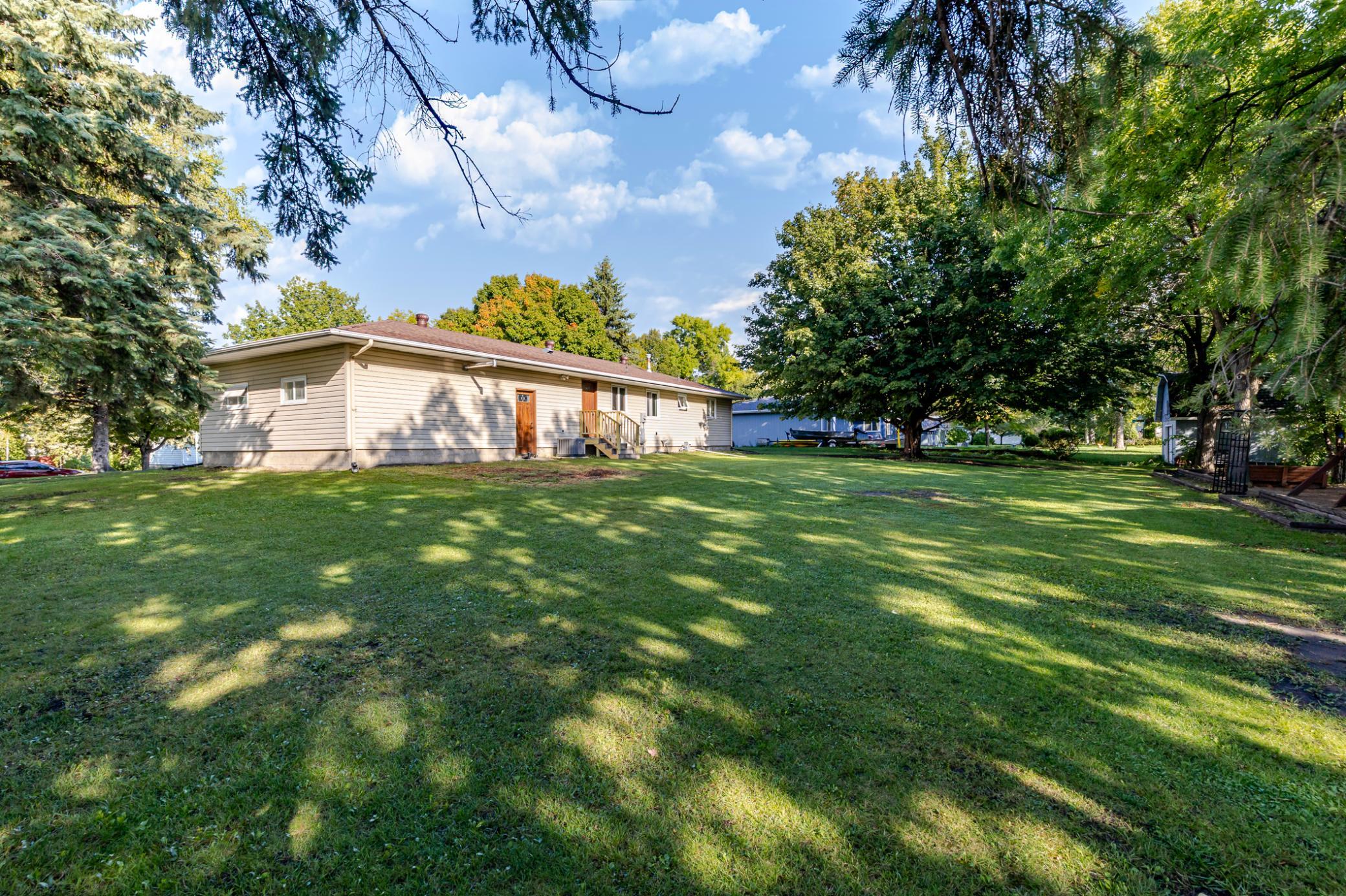 1968 single family home for sale at 2089 2nd Street in Lake Park, MN — 3 bed, 1 bath (photo 45 of 59)