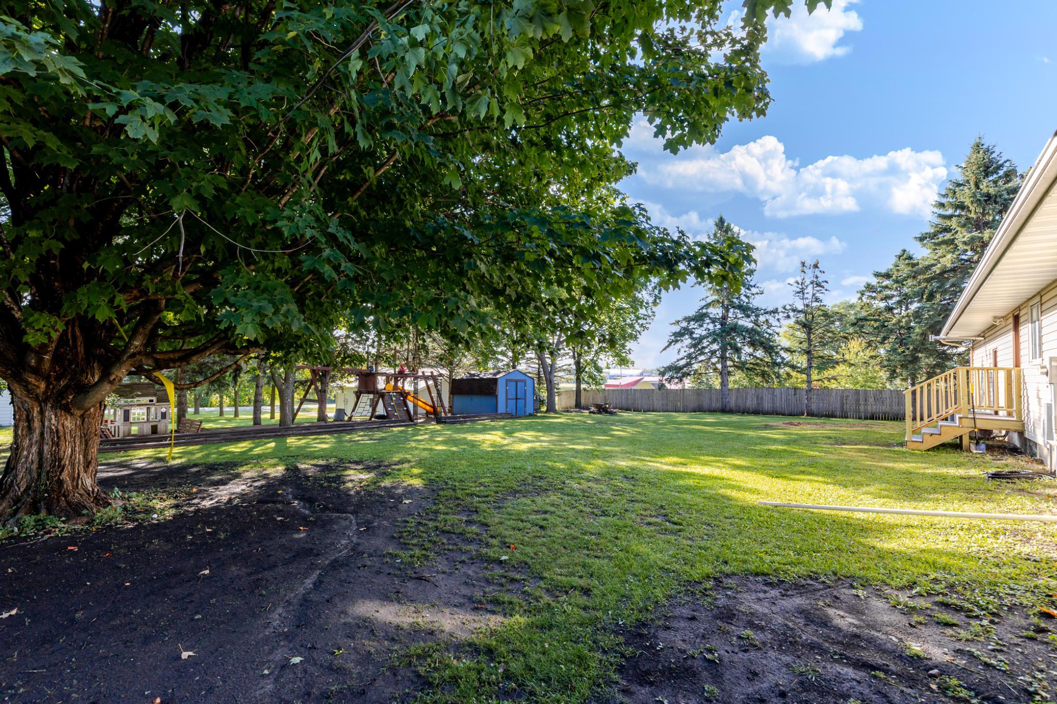 1968 single family home for sale at 2089 2nd Street in Lake Park, MN — 3 bed, 1 bath (photo 54 of 59)