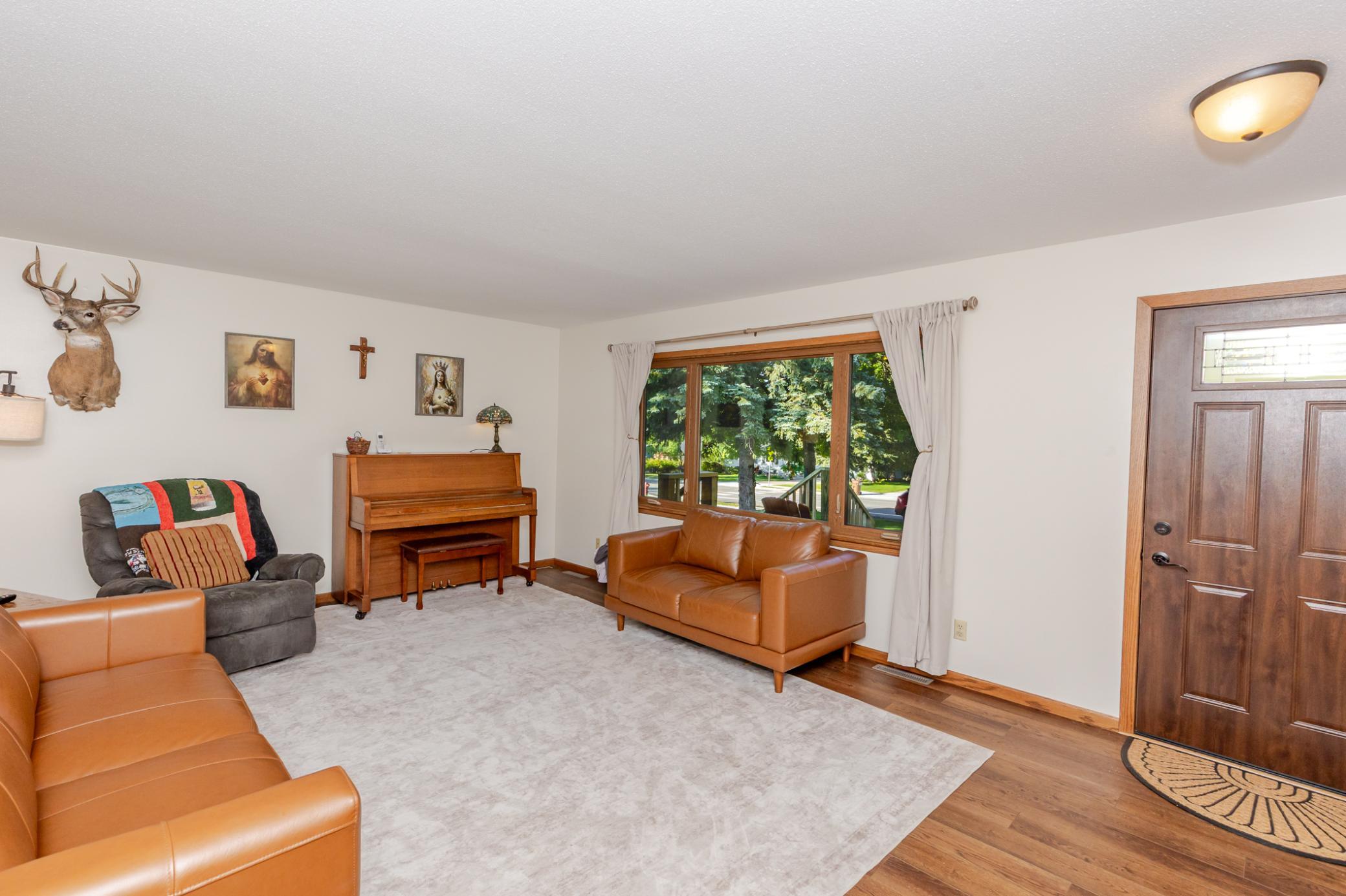 1968 single family home for sale at 2089 2nd Street in Lake Park, MN — 3 bed, 1 bath (photo 10 of 59)