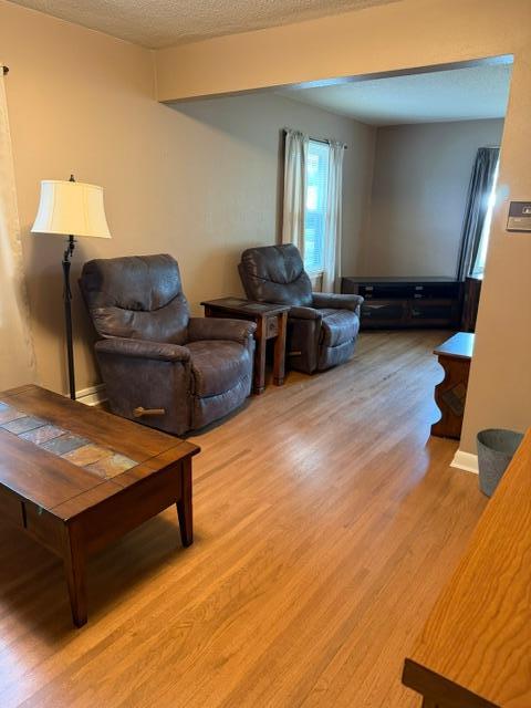 1940 single family home for sale at 226 1st Avenue NW in Mayville, ND — 4 bed, 3 bath (photo 6 of 40)