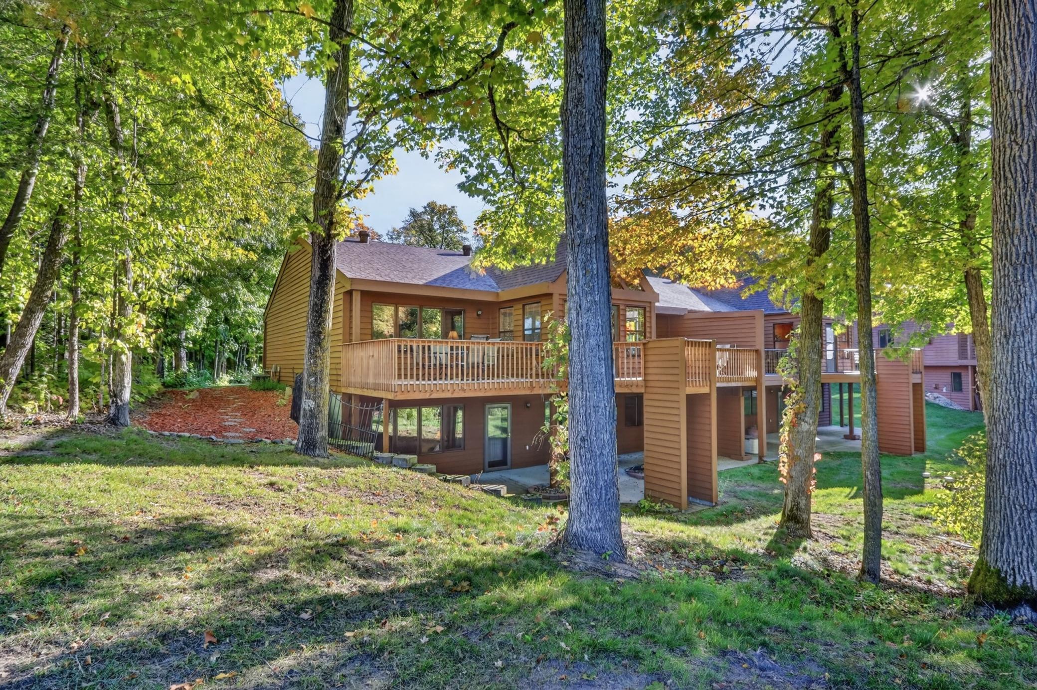 2004 townhouse for sale at 20649 Mishawaka Shores Trail in Grand Rapids, MN — 3 bed, 3 bath