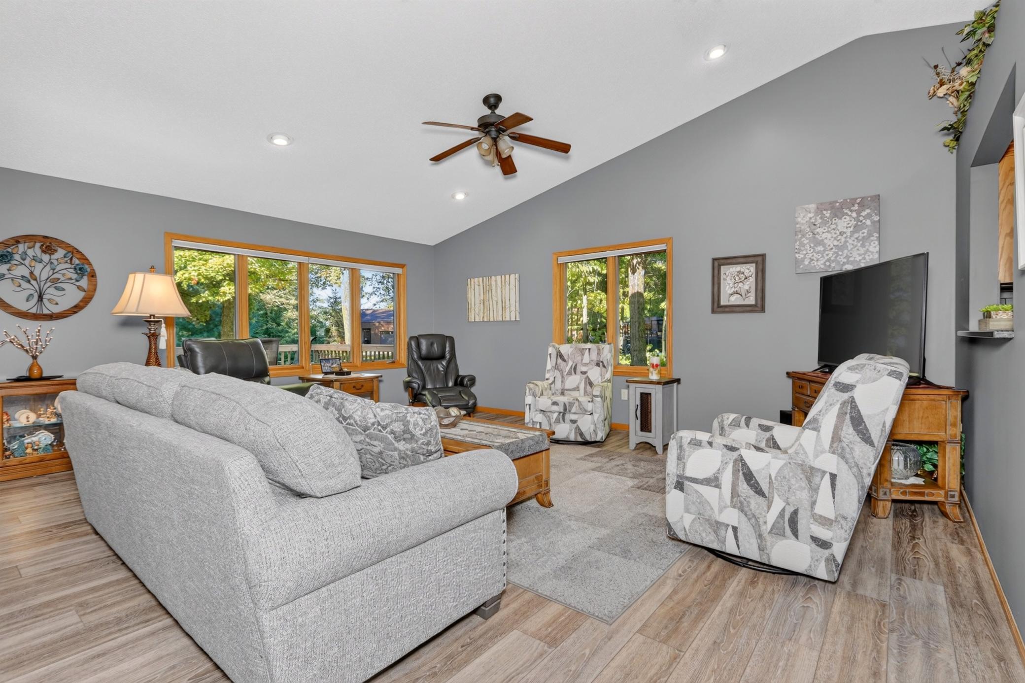 2004 townhouse for sale at 20649 Mishawaka Shores Trail in Grand Rapids, MN — 3 bed, 3 bath (photo 17 of 68)