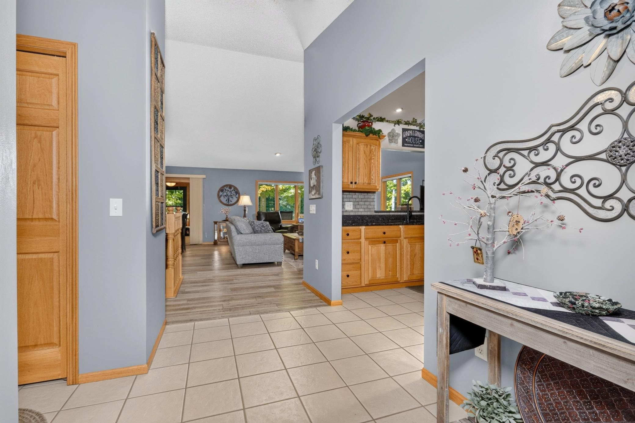 2004 townhouse for sale at 20649 Mishawaka Shores Trail in Grand Rapids, MN — 3 bed, 3 bath (photo 21 of 68)