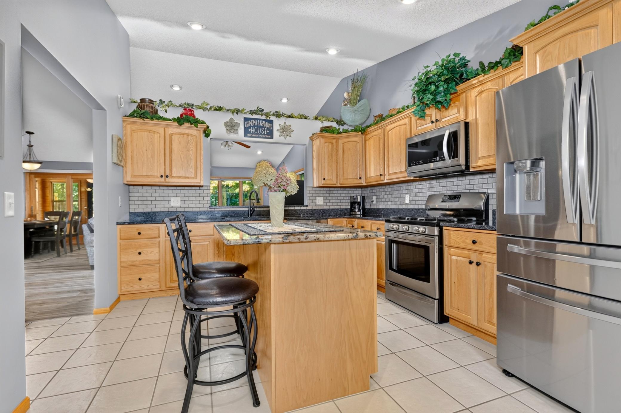 2004 townhouse for sale at 20649 Mishawaka Shores Trail in Grand Rapids, MN — 3 bed, 3 bath (photo 23 of 68)
