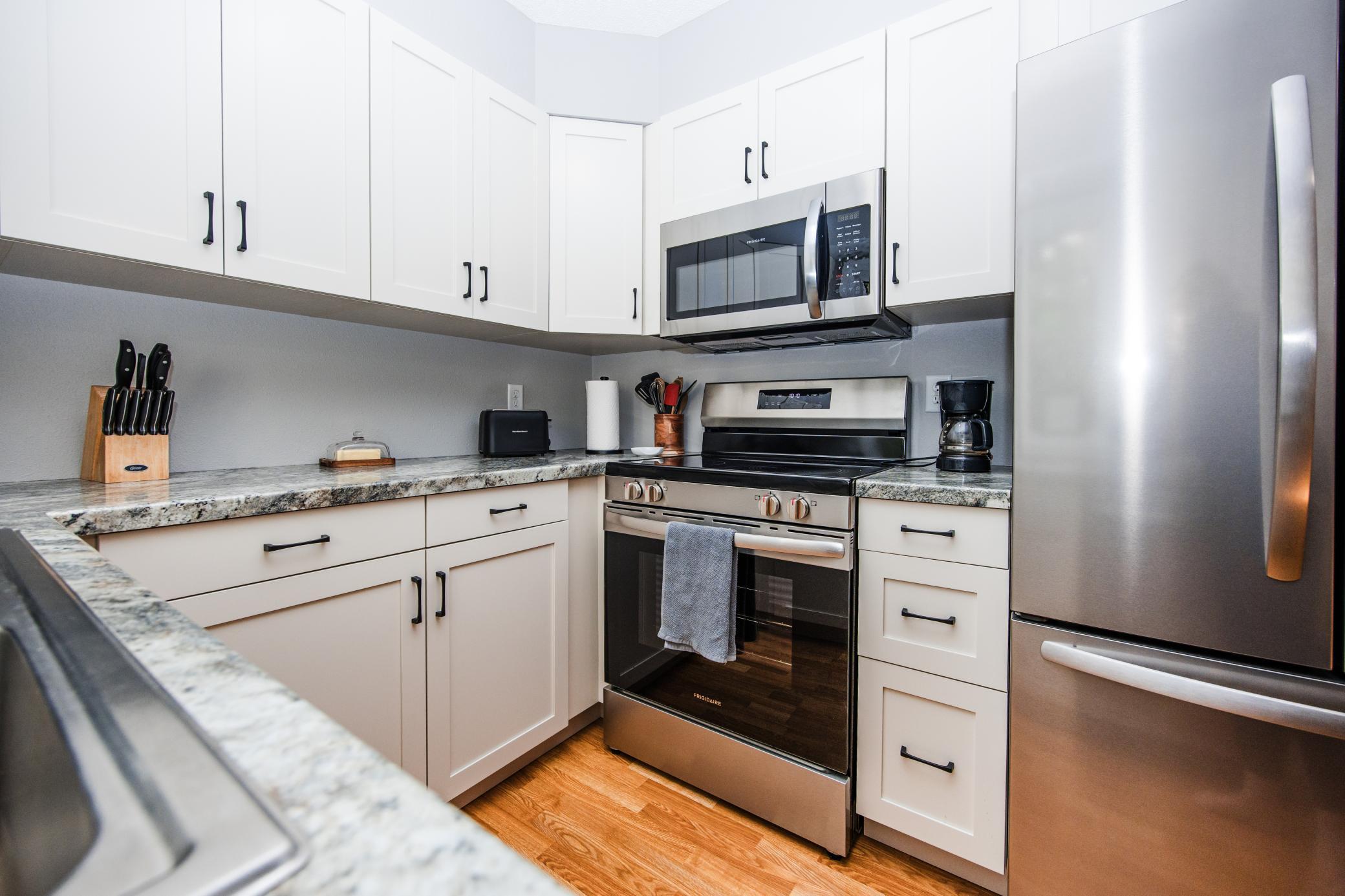 1978 single family home for sale at 317 Maple Drive in Detroit Lakes, MN — 3 bed, 1 bath (photo 11 of 55)
