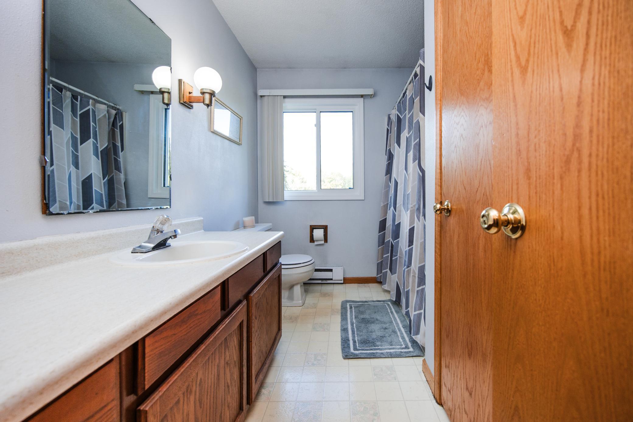 1978 single family home for sale at 317 Maple Drive in Detroit Lakes, MN — 3 bed, 1 bath (photo 30 of 55)