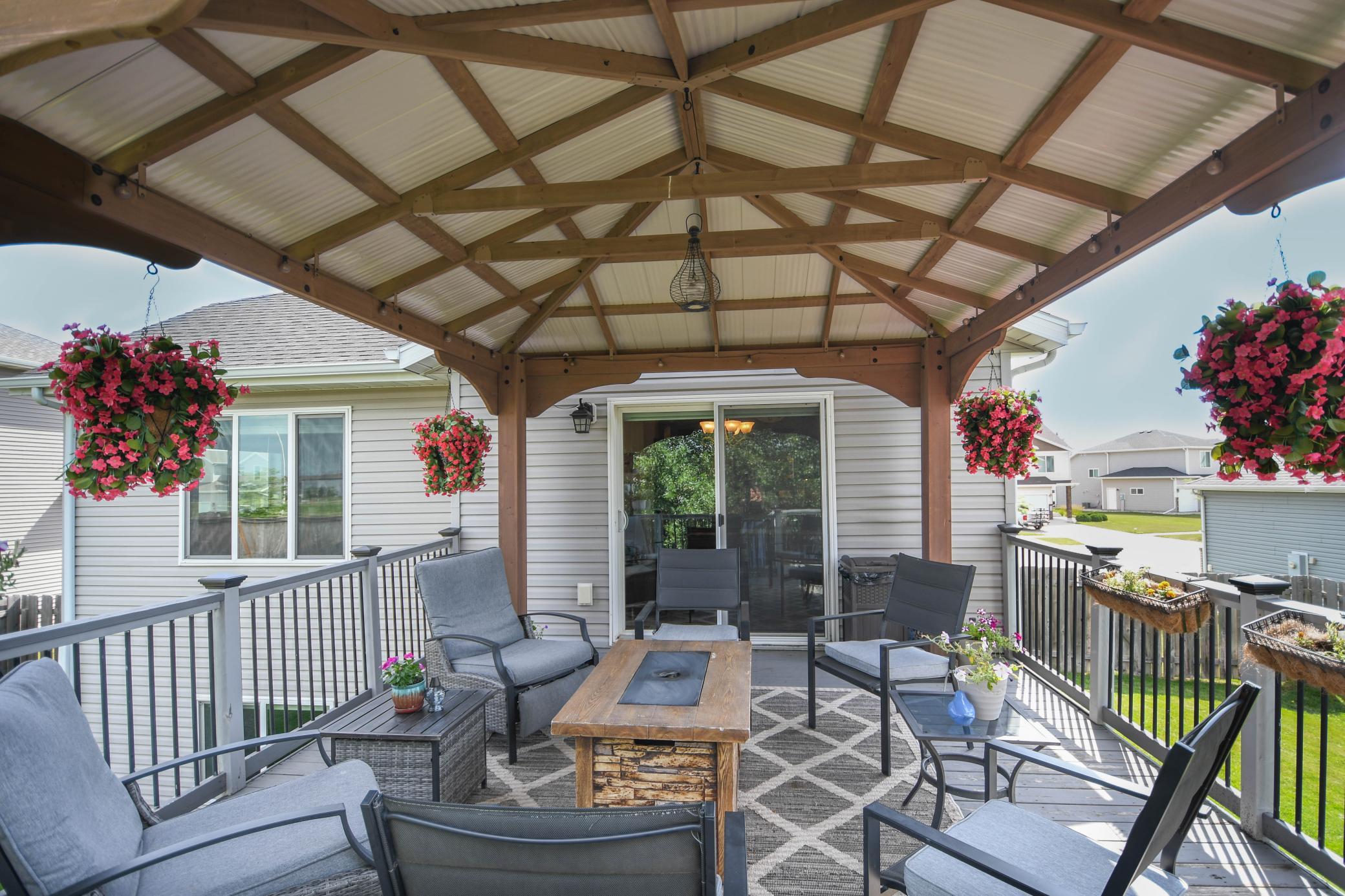 2011 single family home for sale at 5013 44th Street S in Fargo, ND — 3 bed, 3 bath (photo 18 of 52)
