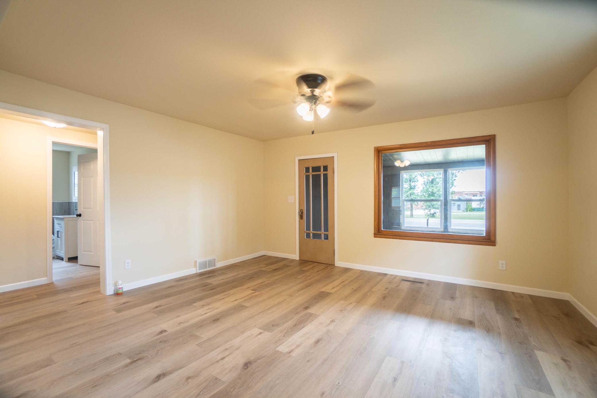 1929 single family home for sale at 114 E Juniper Avenue in Frazee, MN — 2 bed, 1 bath (photo 13 of 22)