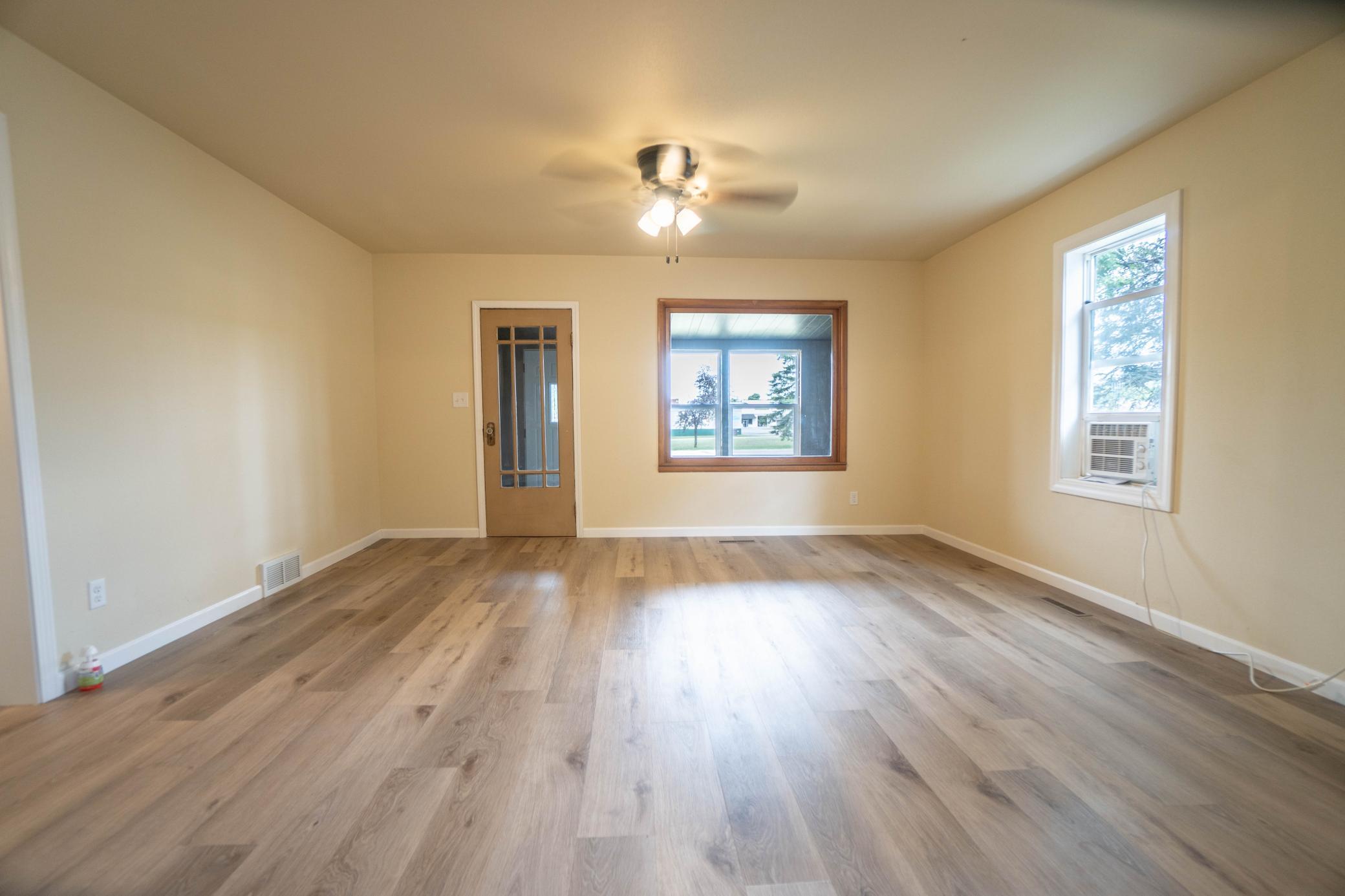 1929 single family home for sale at 114 E Juniper Avenue in Frazee, MN — 2 bed, 1 bath (photo 14 of 22)