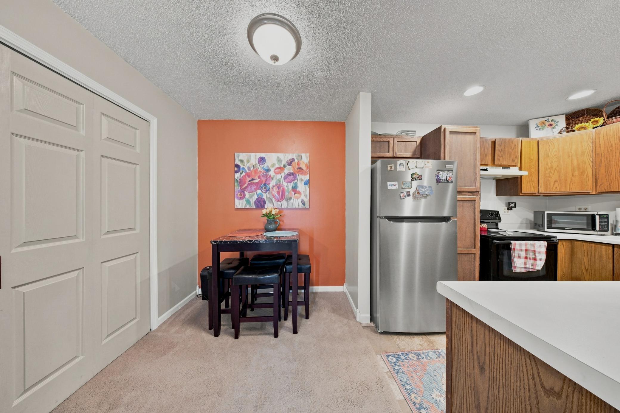 1980 townhouse for sale at 233 19th Street E in West Fargo, ND — 2 bed, 1 bath (photo 12 of 29)