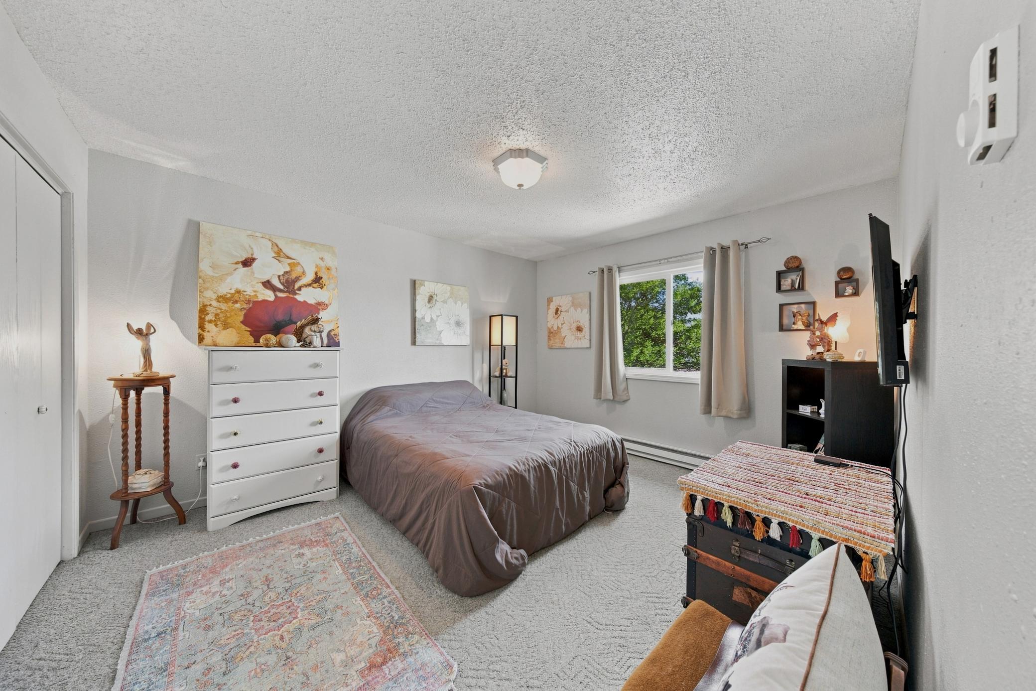 1980 townhouse for sale at 233 19th Street E in West Fargo, ND — 2 bed, 1 bath (photo 21 of 29)