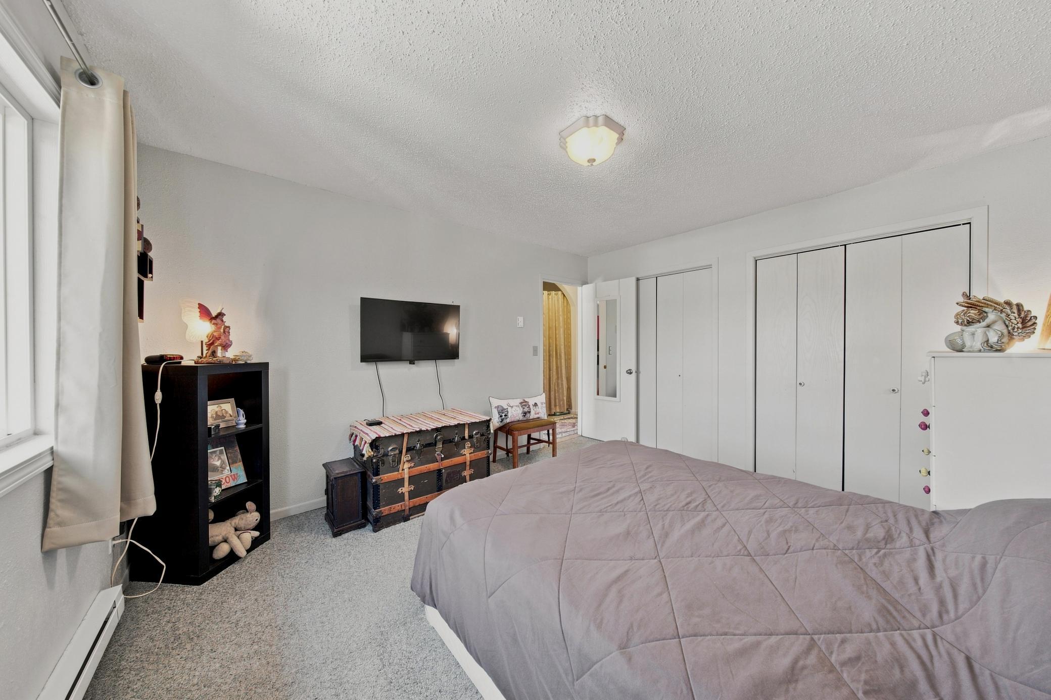 1980 townhouse for sale at 233 19th Street E in West Fargo, ND — 2 bed, 1 bath (photo 23 of 29)