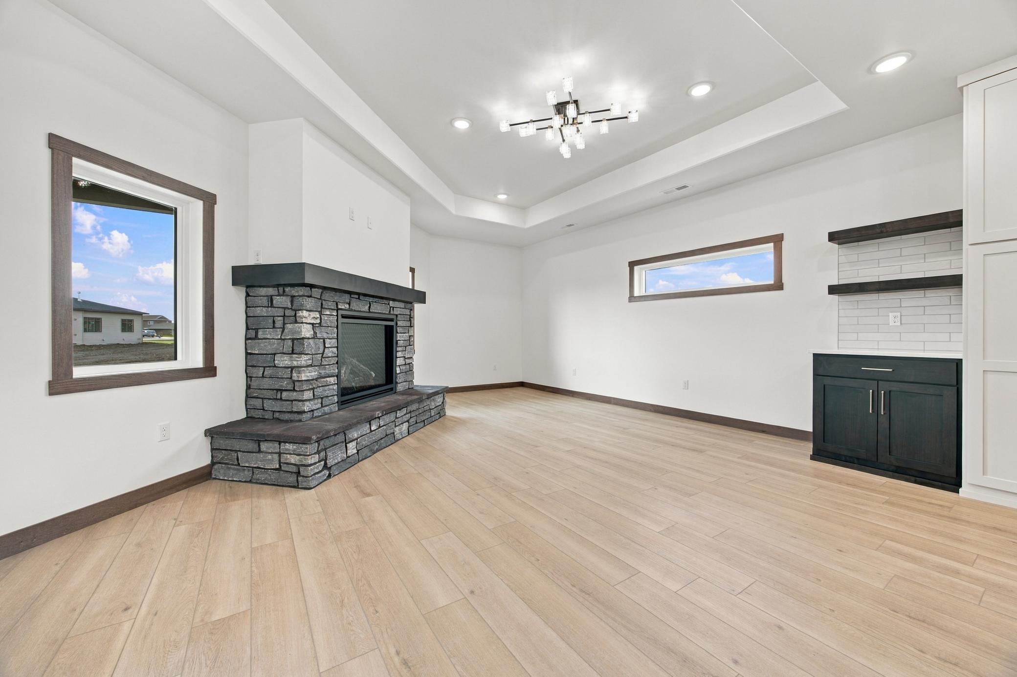 2026 single family home for sale at 1237 Southview Drive SW in Glyndon, MN — 4 bed, 3 bath (photo 11 of 38)