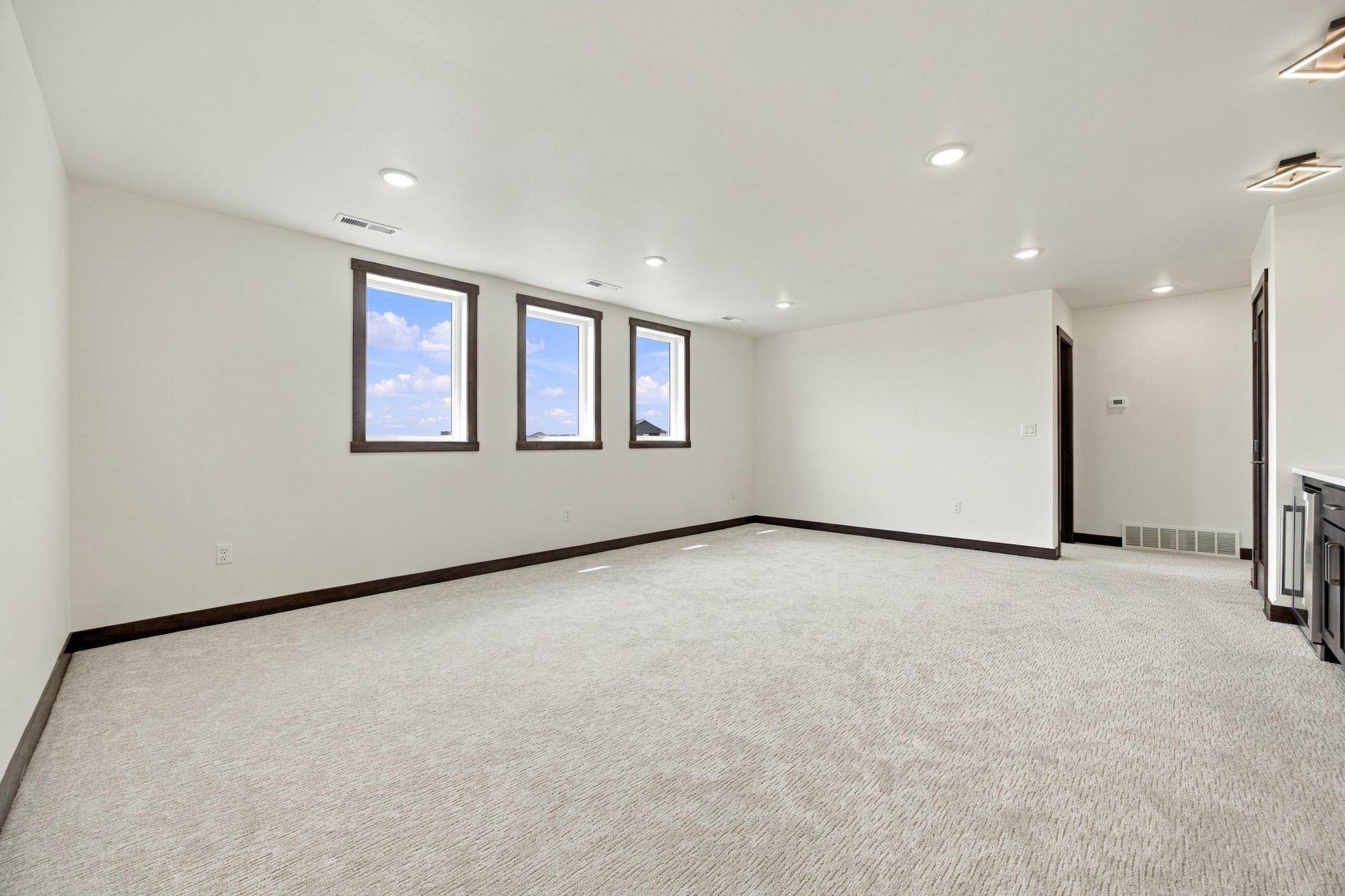 2026 single family home for sale at 1237 Southview Drive SW in Glyndon, MN — 4 bed, 3 bath (photo 28 of 38)