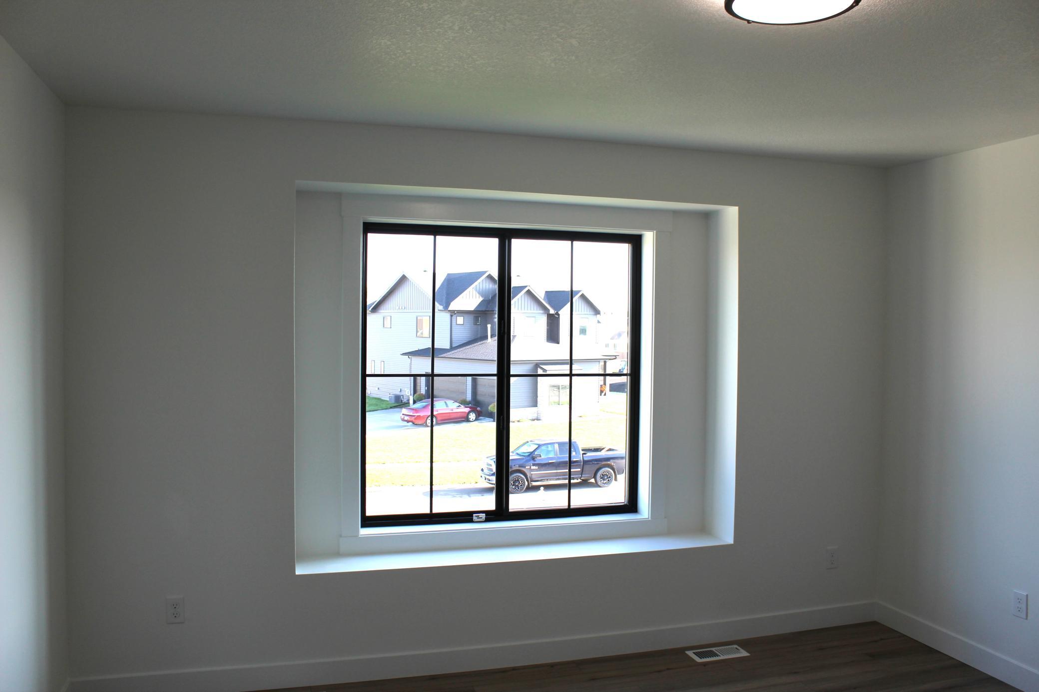 2026 single family home for sale at 3248 66th Avenue S in Fargo, ND — 6 bed, 4 bath (photo 57 of 98)