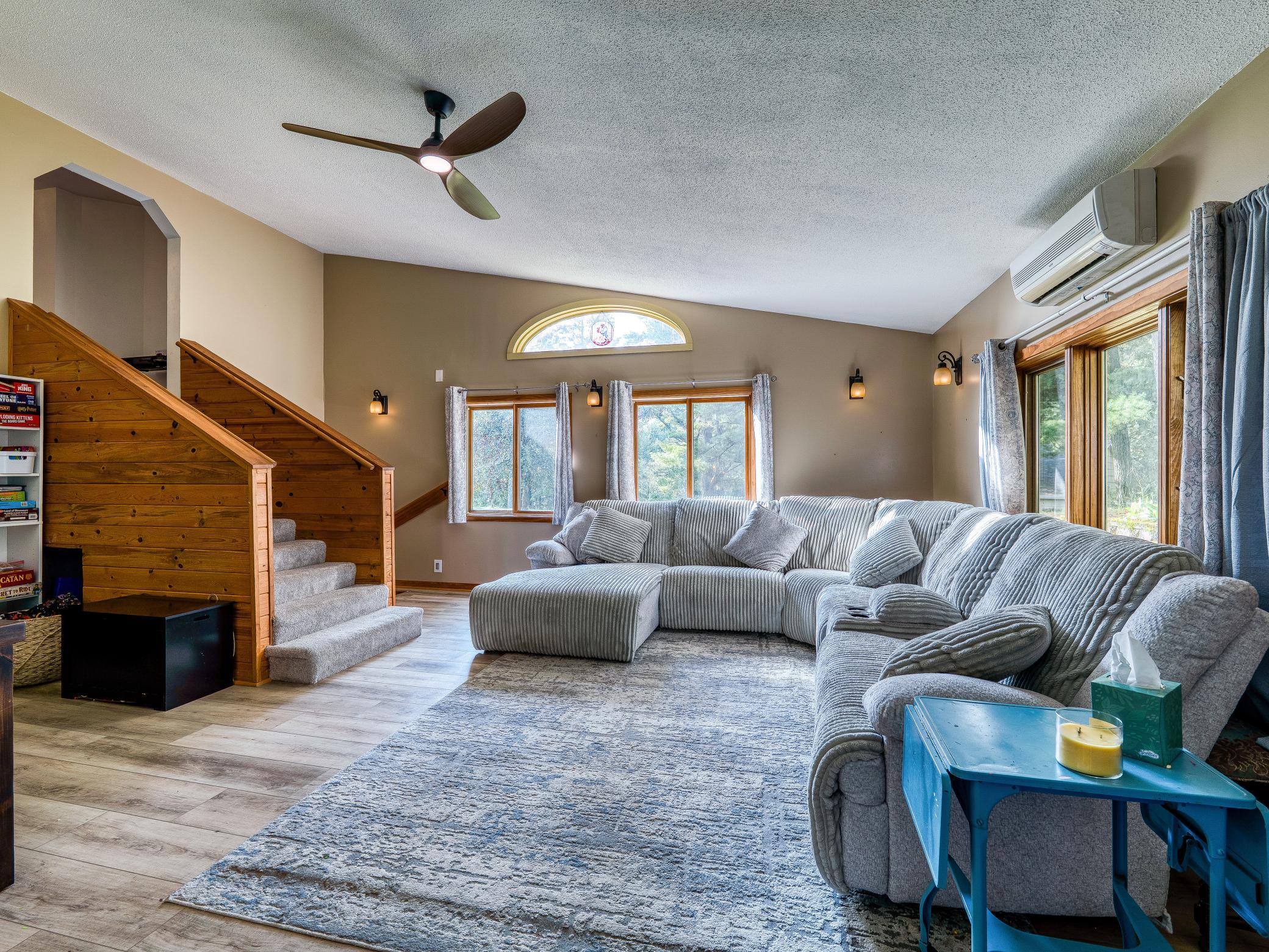 1978 single family home for sale at 11081 Hillcrest Drive NE in Bemidji, MN — 4 bed, 2 bath (photo 16 of 69)