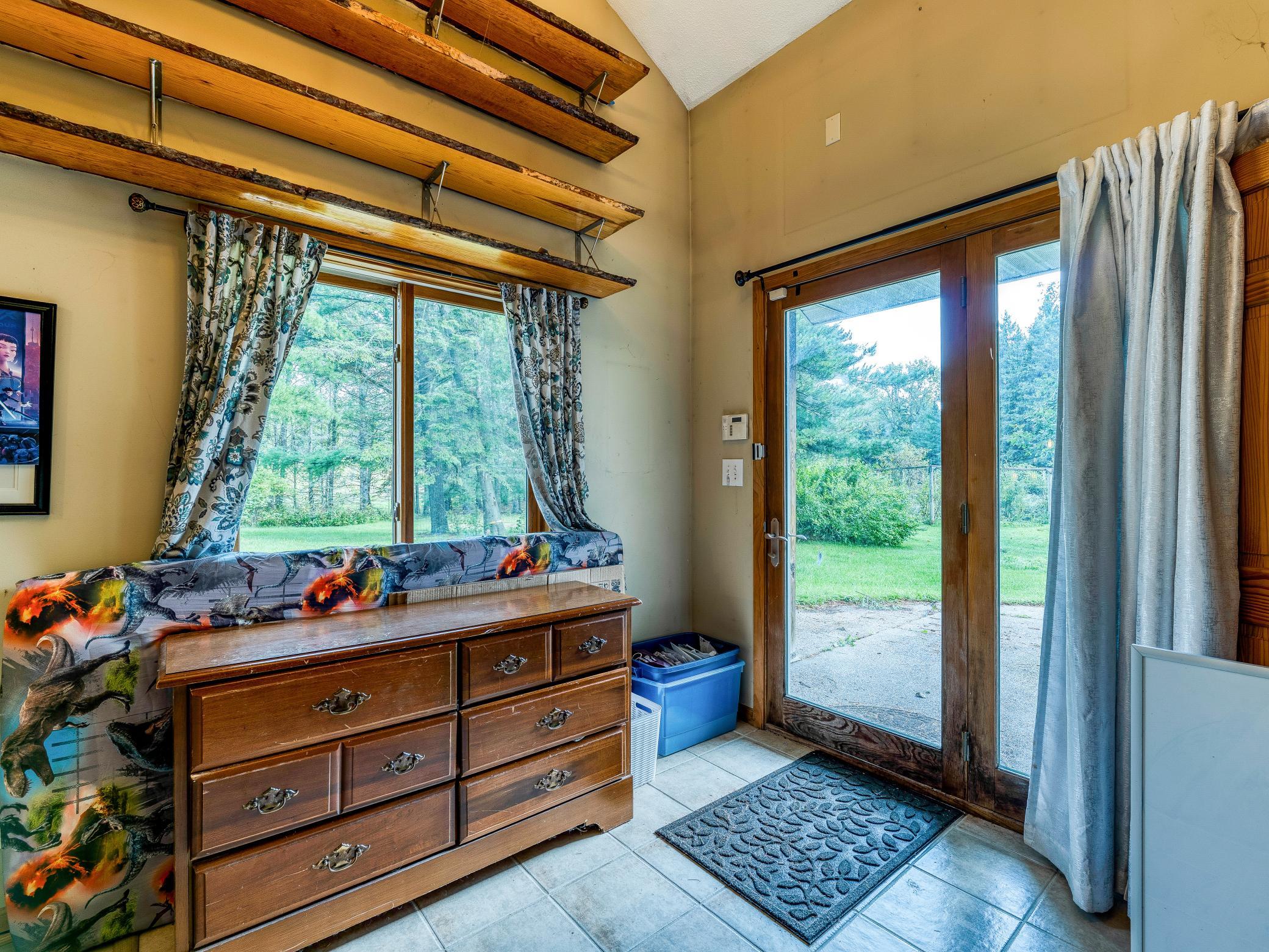 1978 single family home for sale at 11081 Hillcrest Drive NE in Bemidji, MN — 4 bed, 2 bath (photo 28 of 69)
