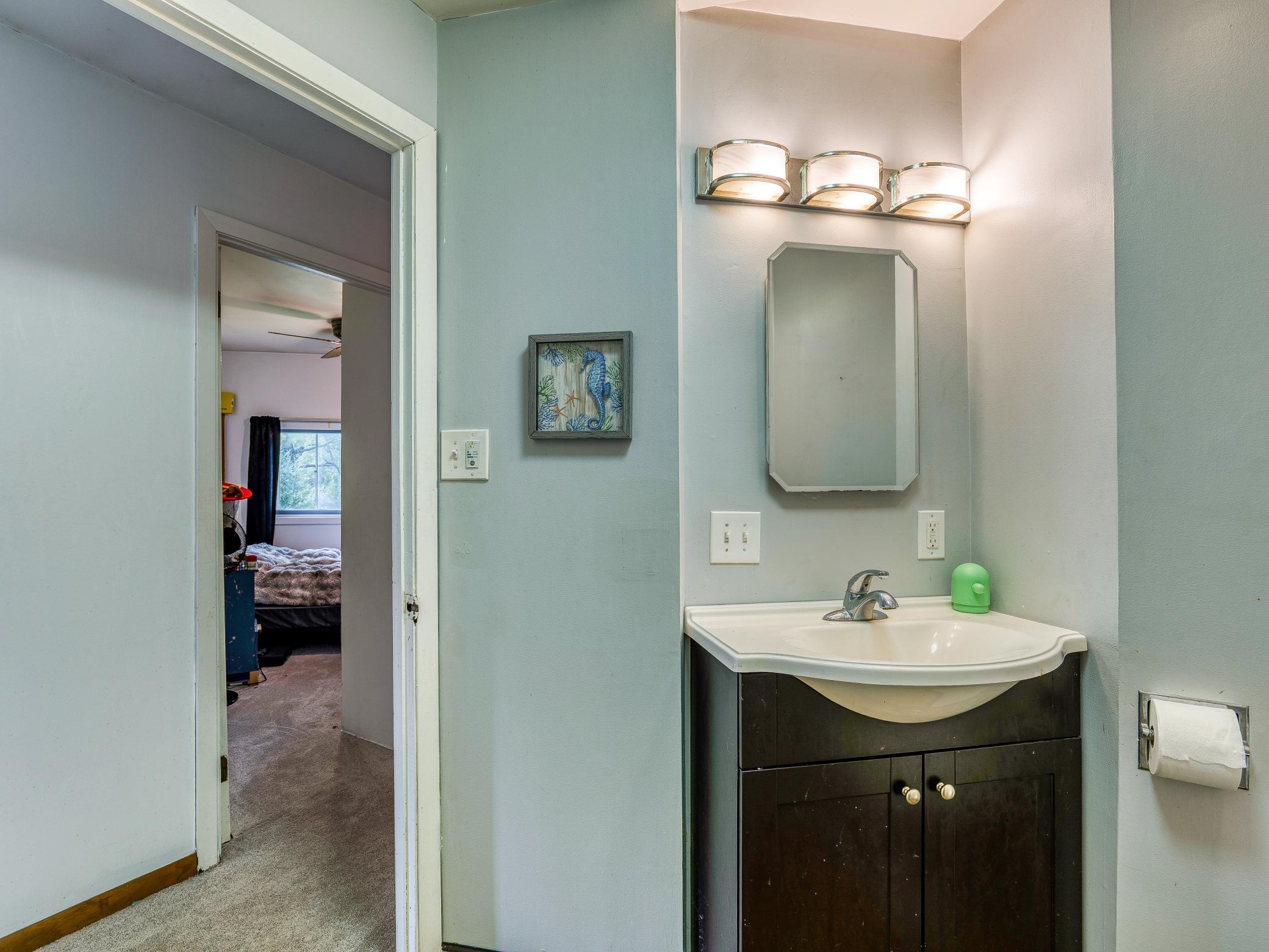 1978 single family home for sale at 11081 Hillcrest Drive NE in Bemidji, MN — 4 bed, 2 bath (photo 32 of 69)