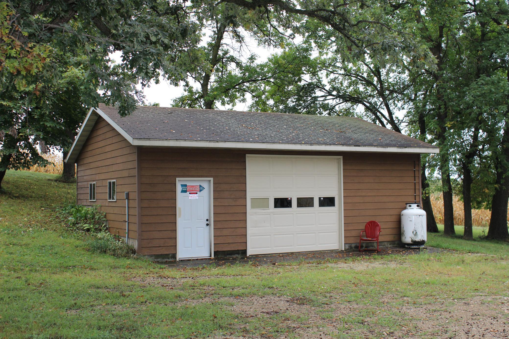1979 single family home for sale at 6788 39th Avenue NW in Garfield, MN — 3 bed, 1 bath (photo 7 of 8)