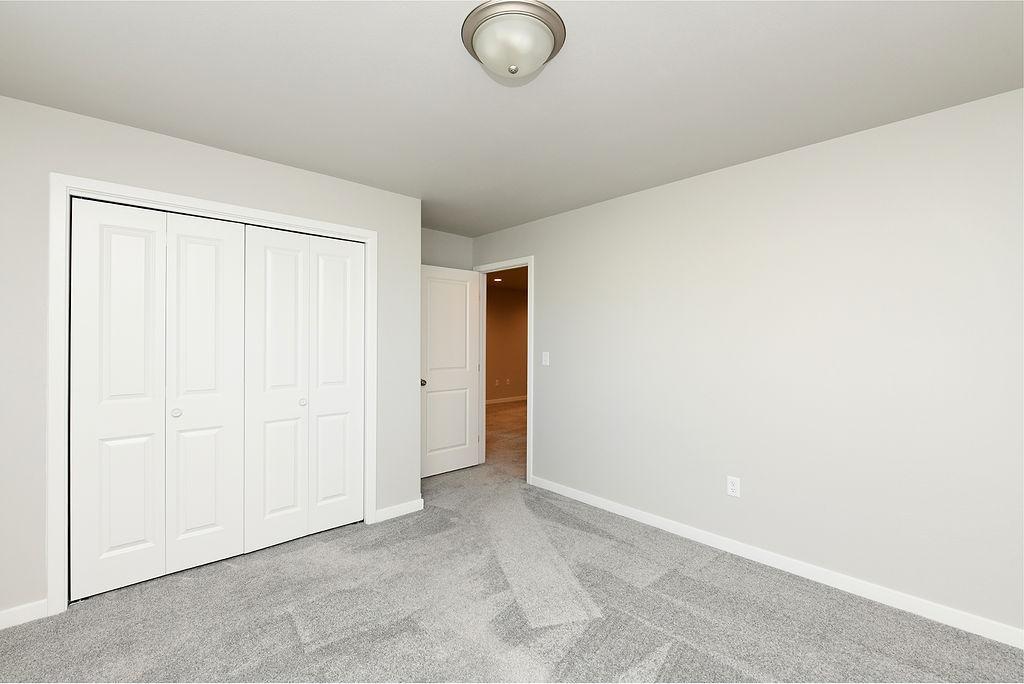 2024 single family home for sale at 1143 60th Avenue W in West Fargo, ND — 4 bed, 2 bath (photo 22 of 29)