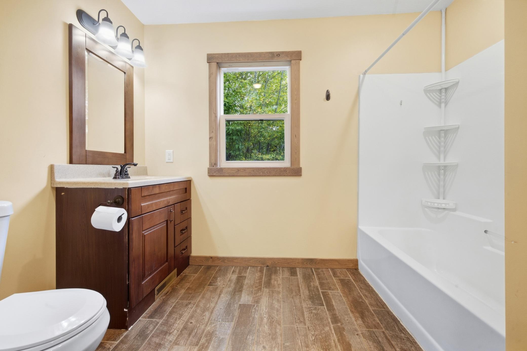 1946 single family home for sale at 909 4th Street SE in Aitkin, MN — 2 bed, 1 bath (photo 12 of 26)