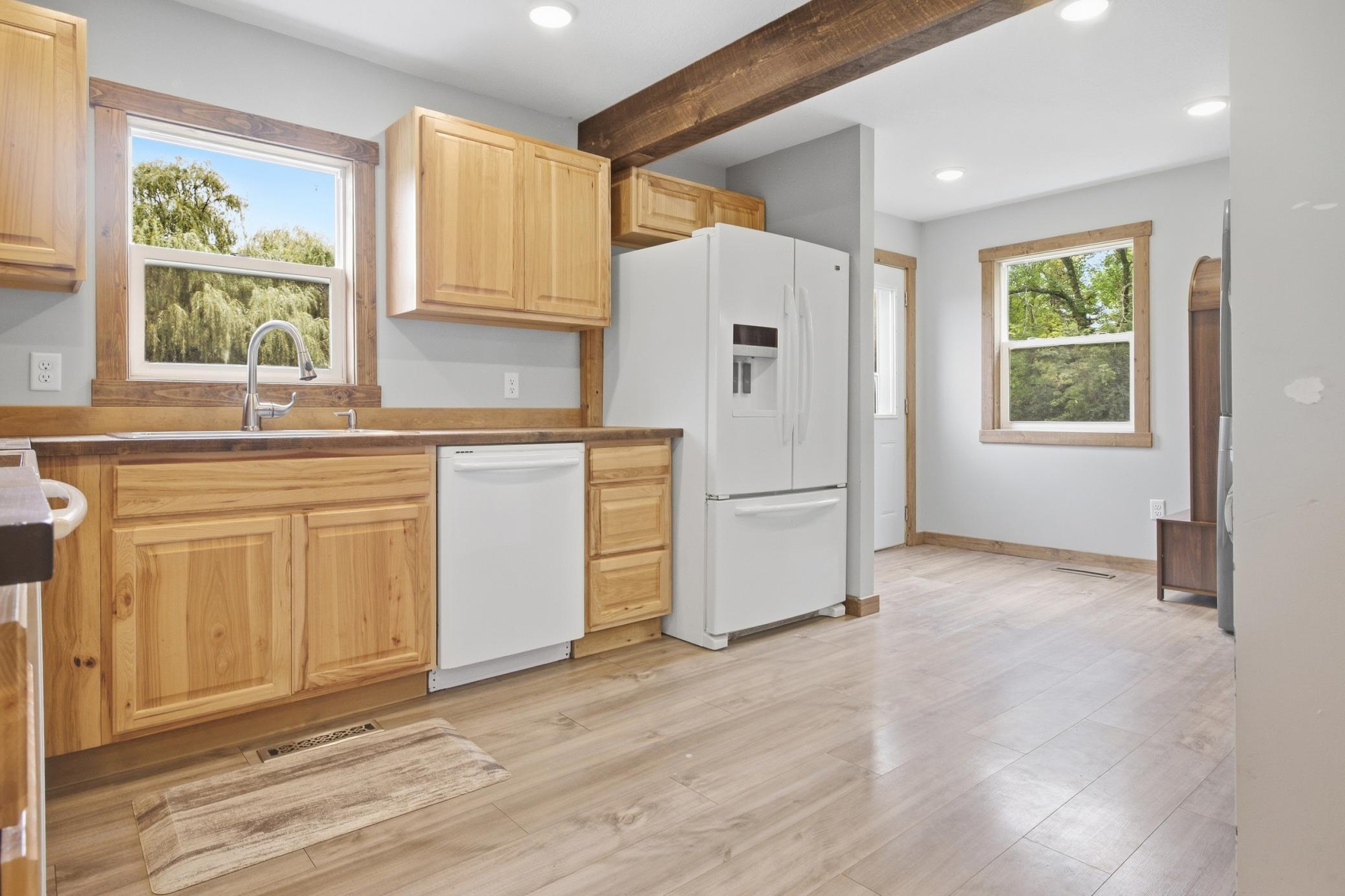 1946 single family home for sale at 909 4th Street SE in Aitkin, MN — 2 bed, 1 bath (photo 15 of 26)