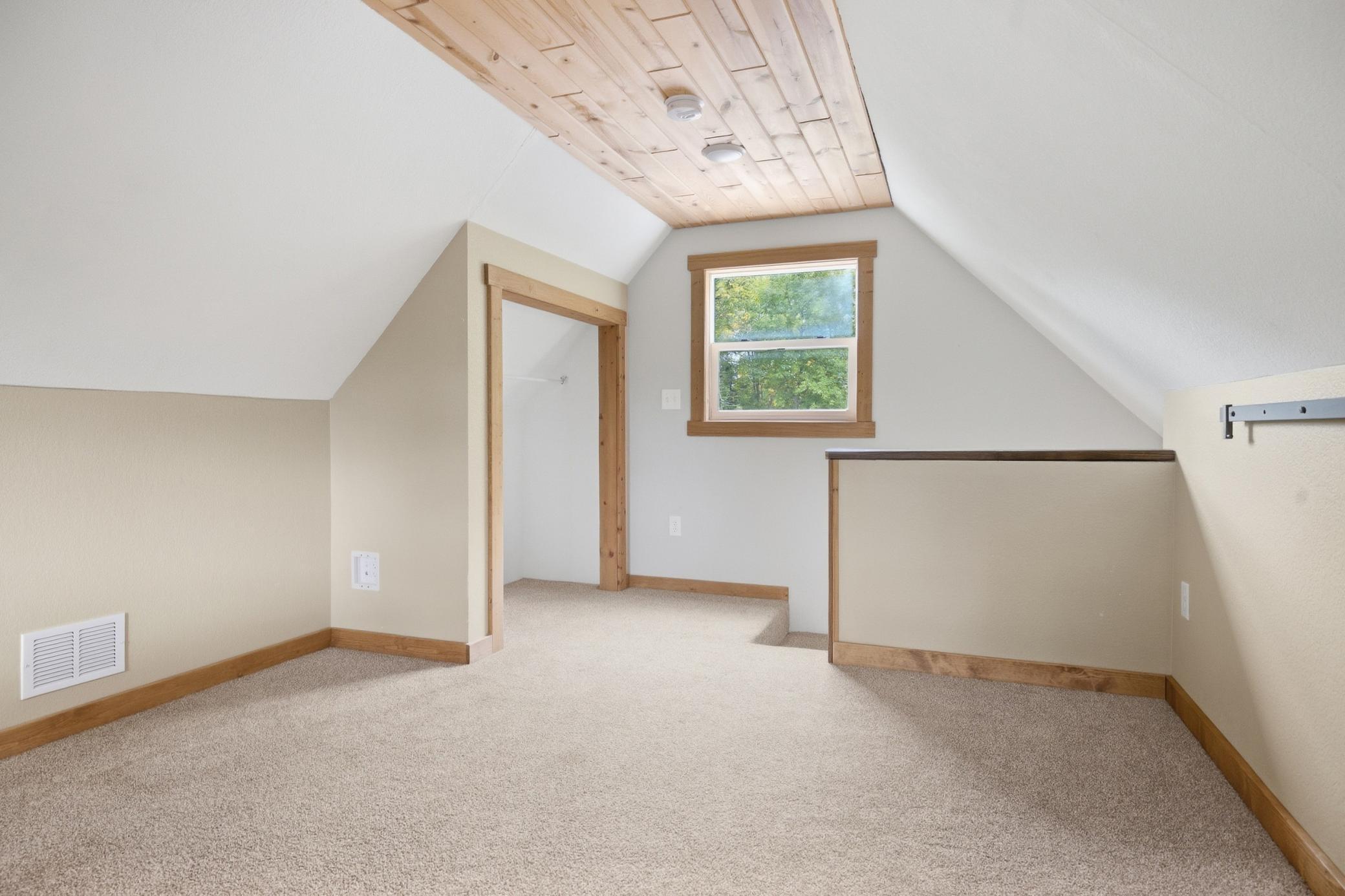 1946 single family home for sale at 909 4th Street SE in Aitkin, MN — 2 bed, 1 bath (photo 24 of 26)