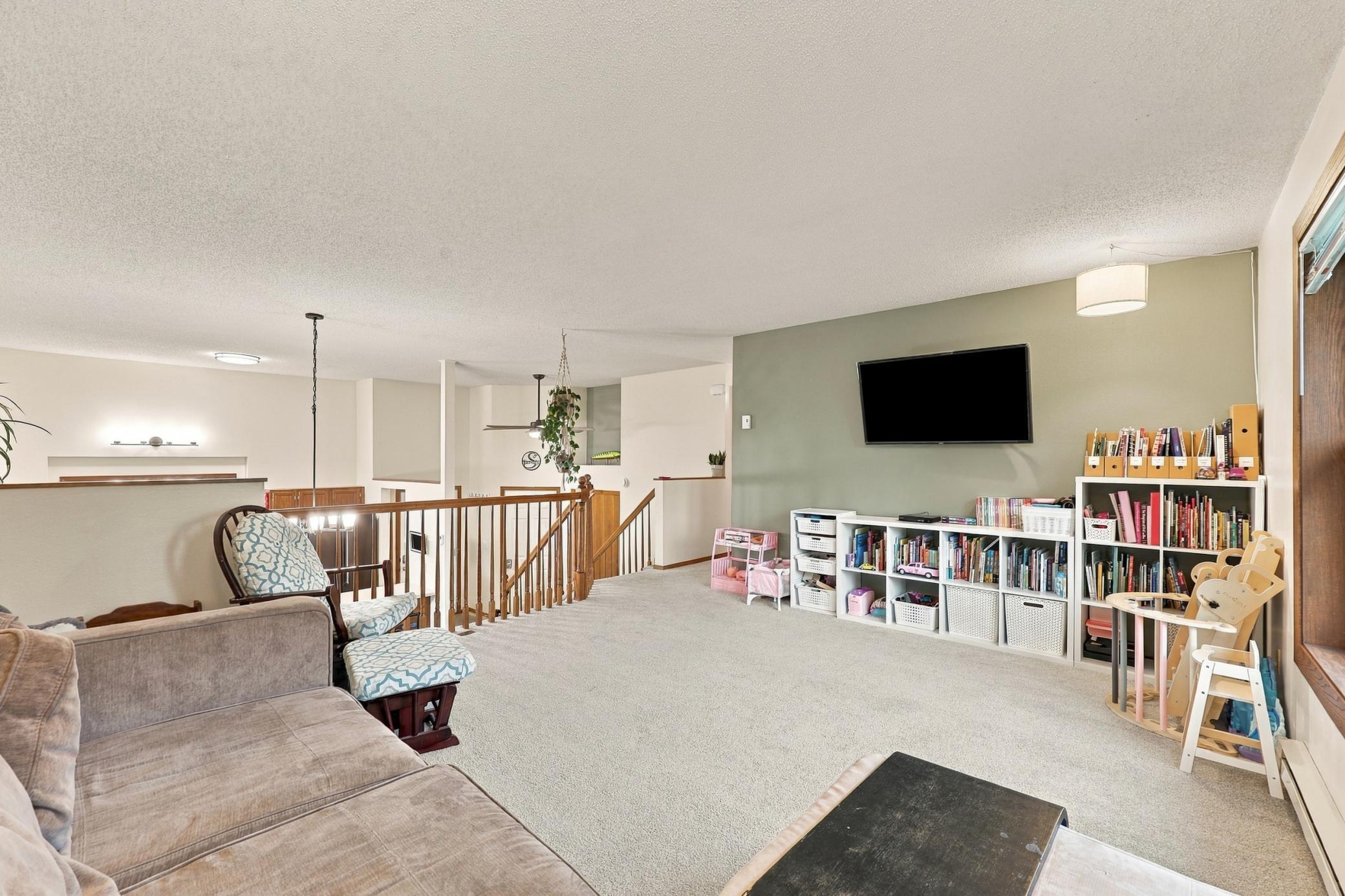 1995 single family home for sale at 3748 Village Green Circle in Moorhead, MN — 3 bed, 2 bath (photo 13 of 33)
