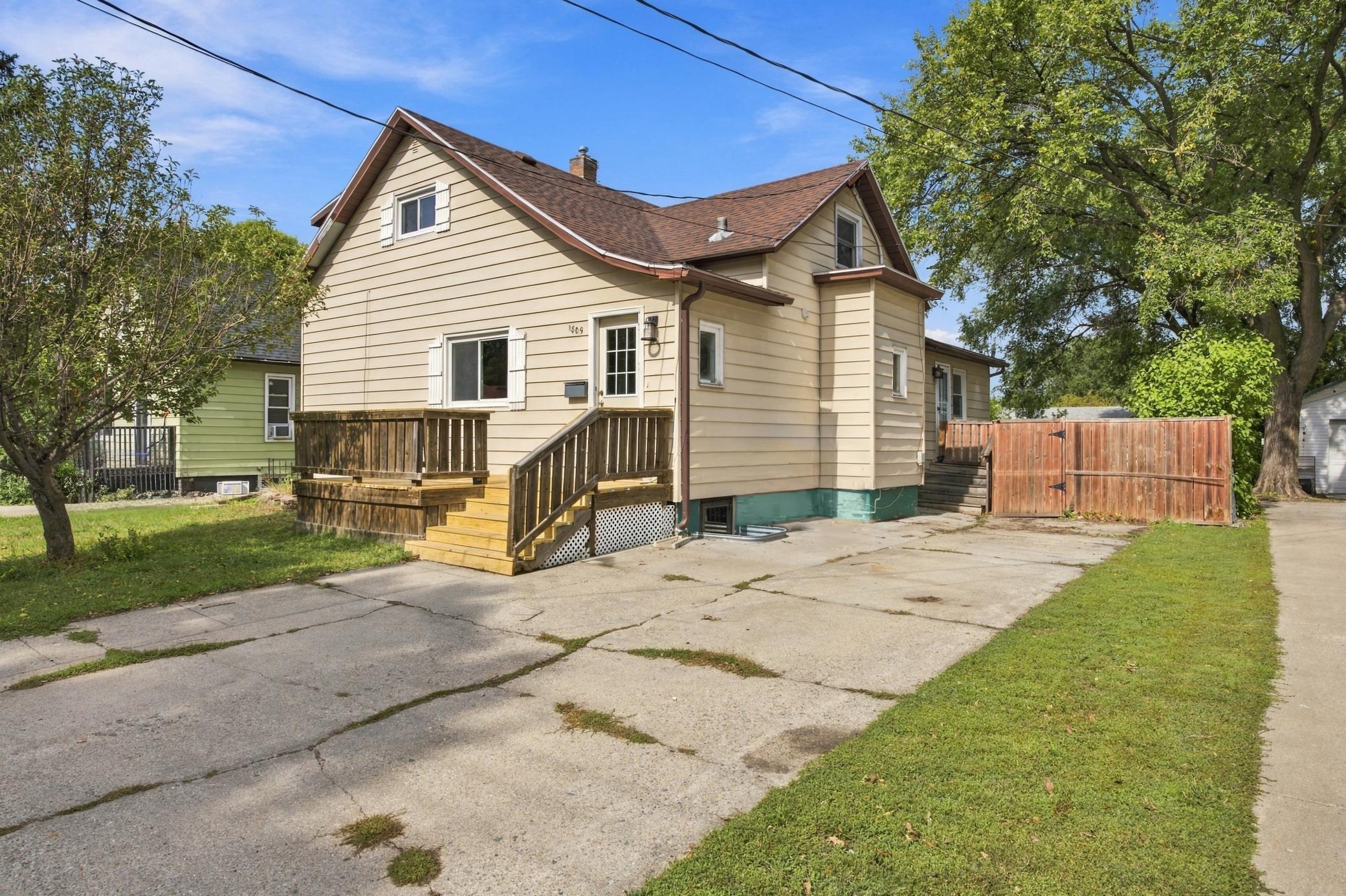 1809 5th Avenue S, Fargo, ND 58103 Open House