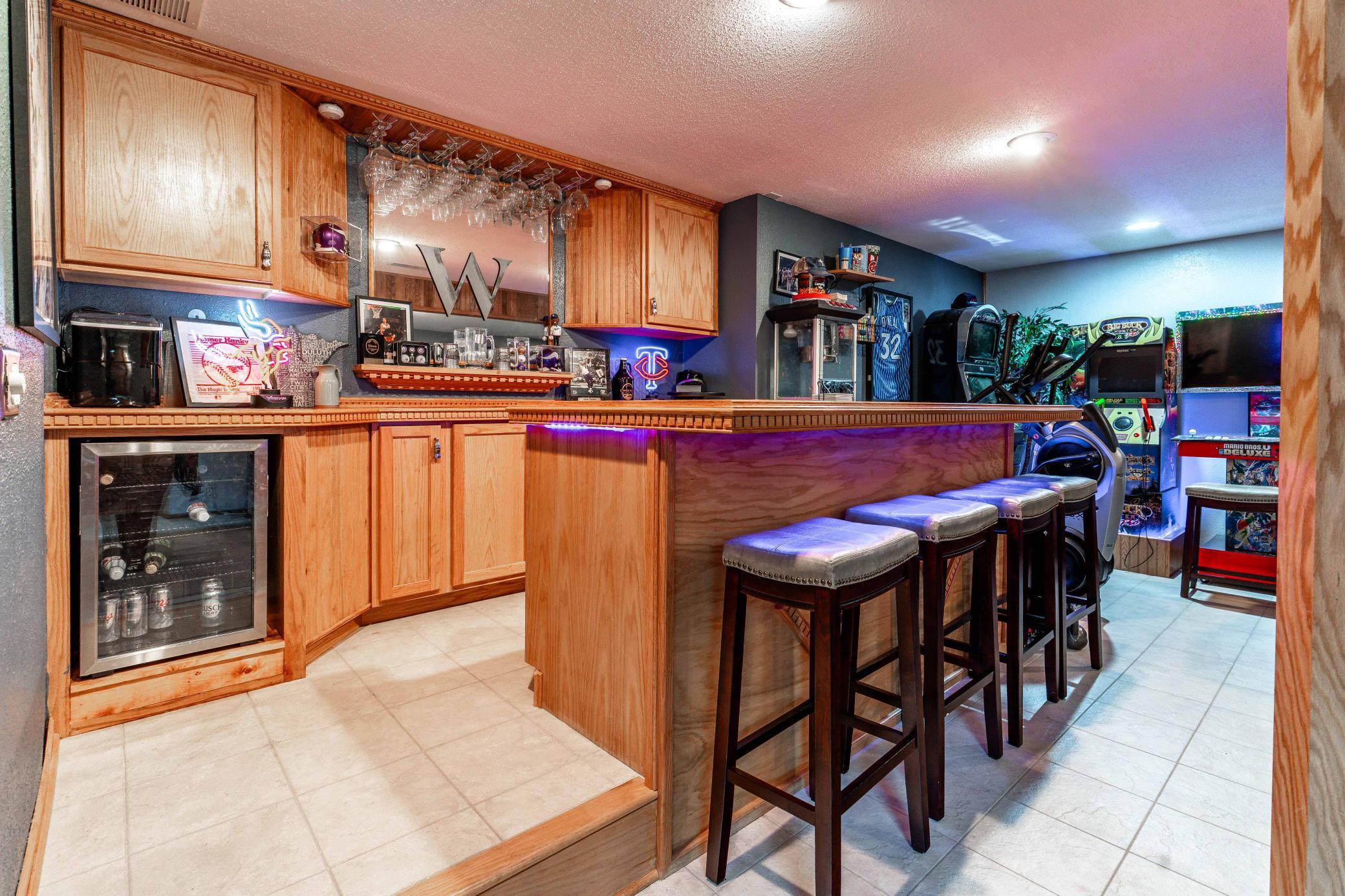 2002 single family home for sale at 1105 Madisson Street in Alexandria, MN — 4 bed, 3 bath (photo 26 of 53)