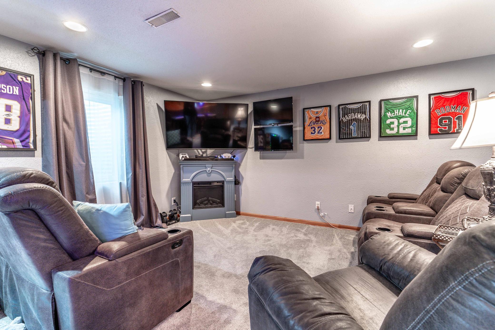 2002 single family home for sale at 1105 Madisson Street in Alexandria, MN — 4 bed, 3 bath (photo 29 of 53)