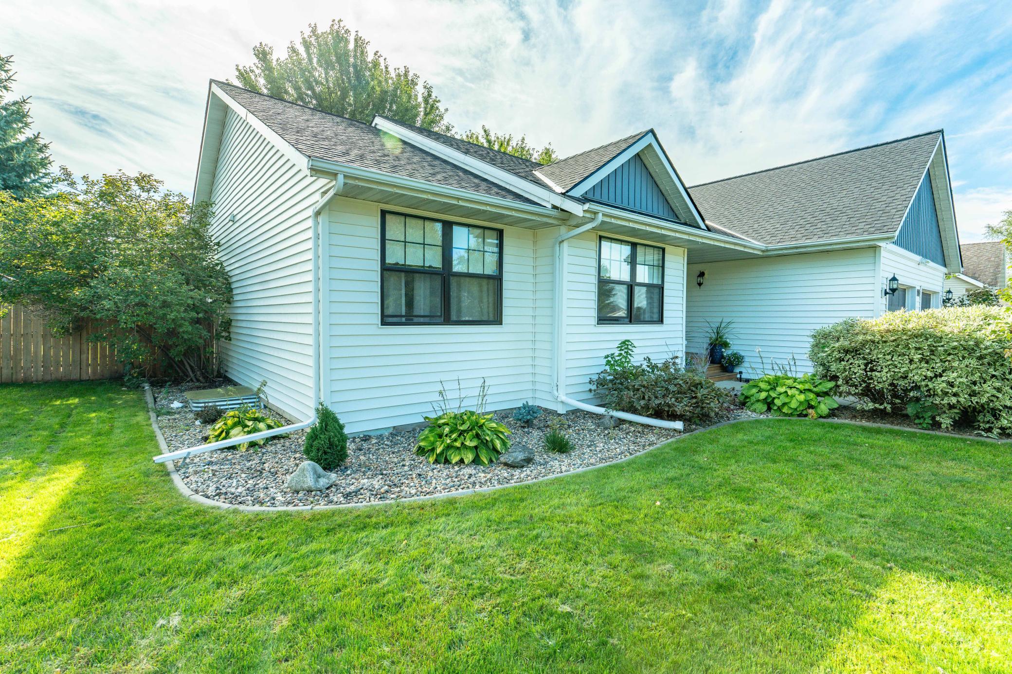 2002 single family home for sale at 1105 Madisson Street in Alexandria, MN — 4 bed, 3 bath (photo 49 of 53)