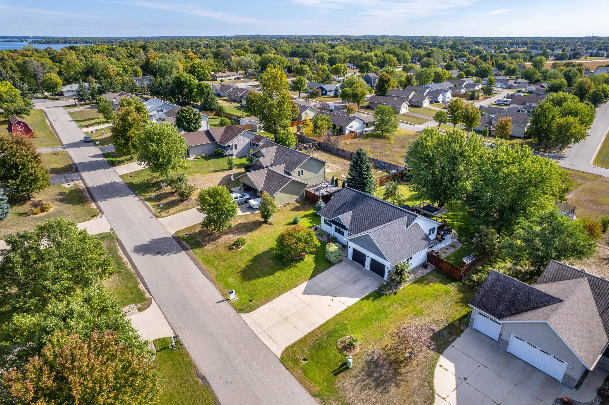 2002 single family home for sale at 1105 Madisson Street in Alexandria, MN — 4 bed, 3 bath (photo 52 of 53)