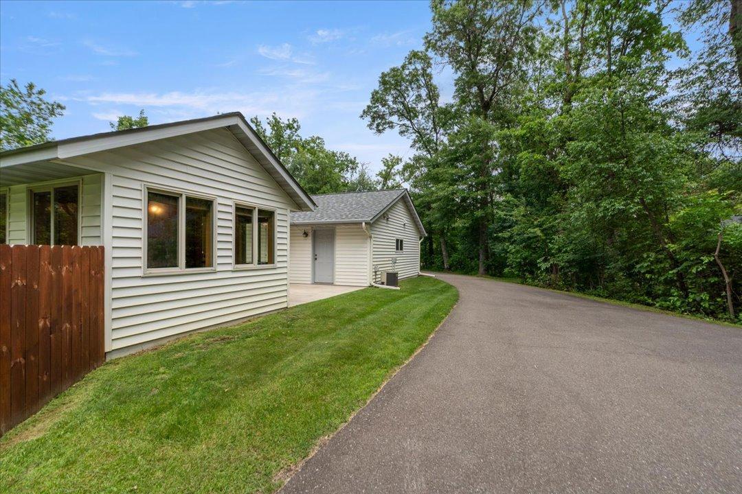 2004 single family home for sale at 33897 Dancing Bear Drive in Crosslake, MN — 3 bed, 3 bath (photo 54 of 61)