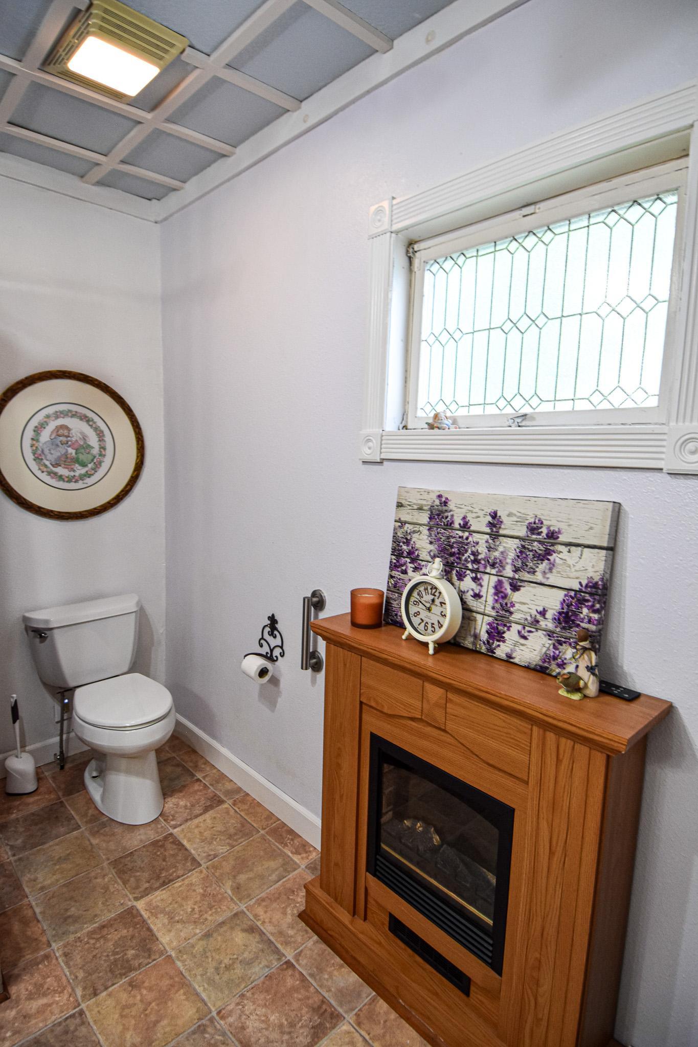 1905 single family home for sale at 202 Melgaard Street in Viking, MN — 2 bed, 2 bath (photo 29 of 52)