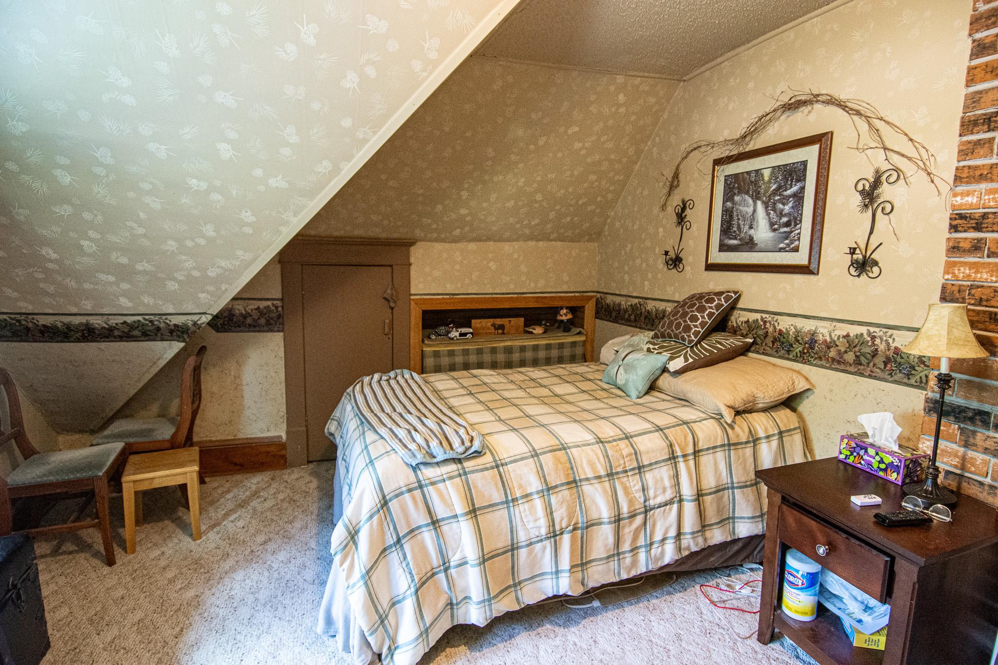 1905 single family home for sale at 202 Melgaard Street in Viking, MN — 2 bed, 2 bath (photo 36 of 52)