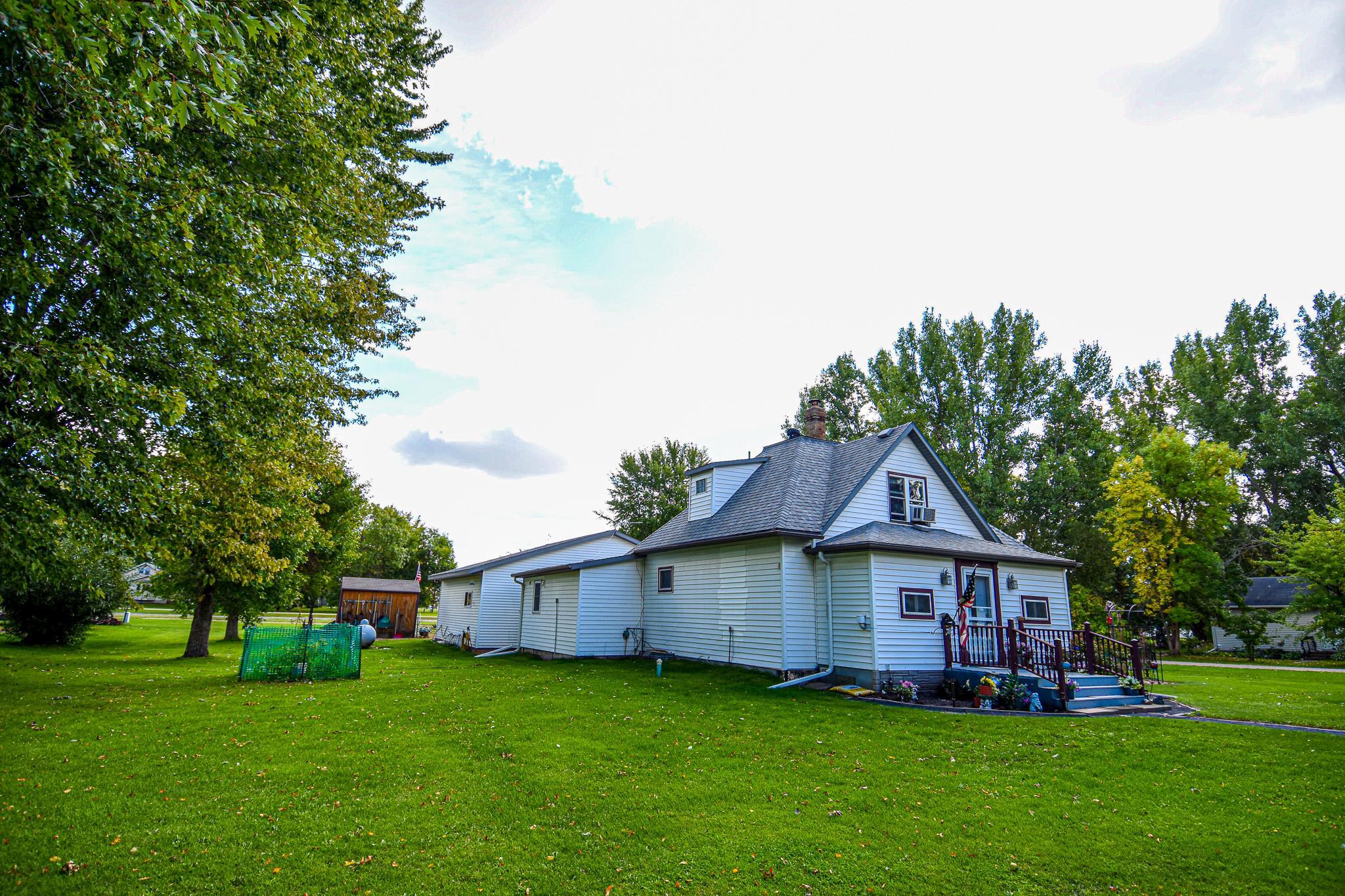 1905 single family home for sale at 202 Melgaard Street in Viking, MN — 2 bed, 2 bath (photo 47 of 52)