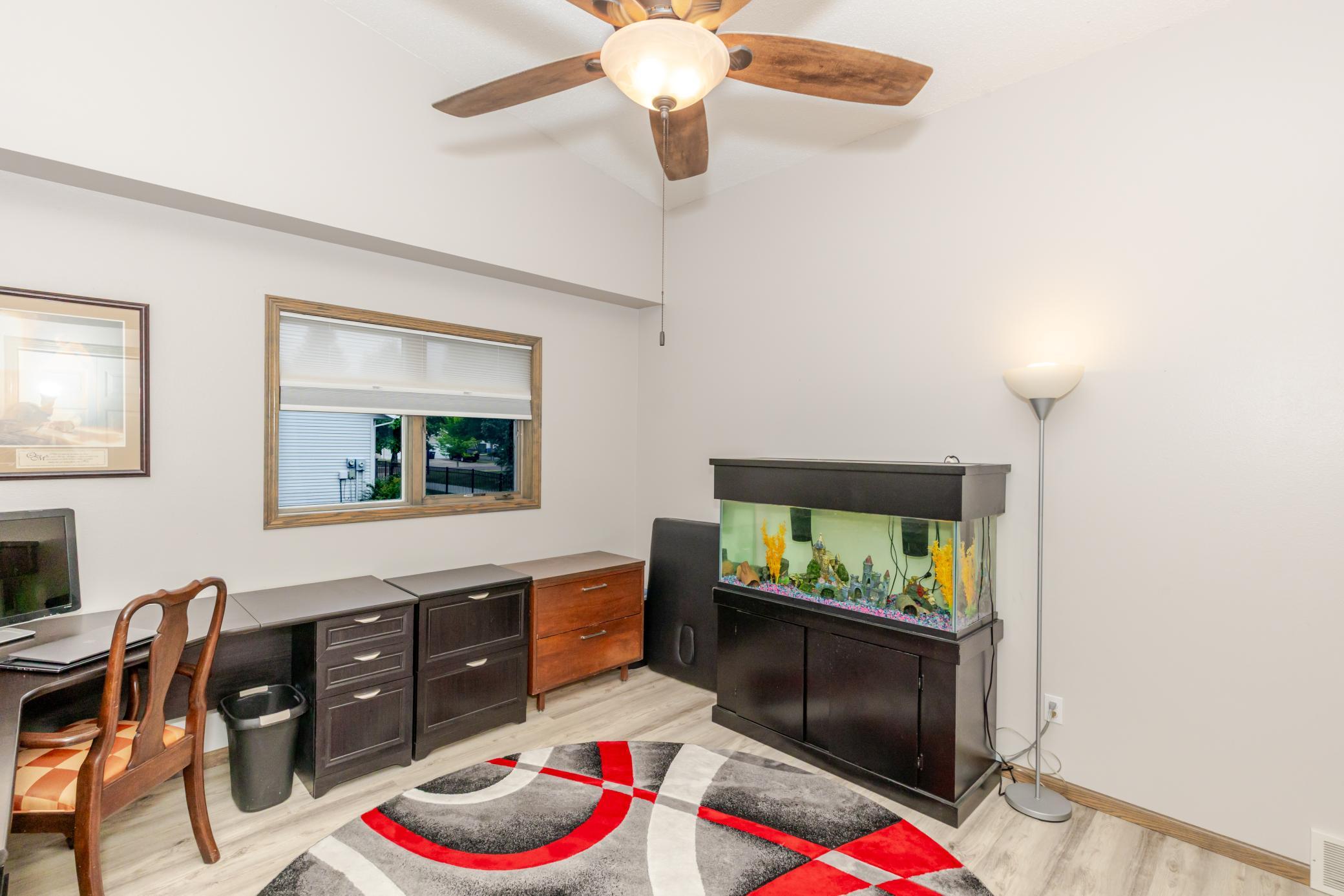 1995 townhouse for sale at 3230 35th Avenue S in Fargo, ND — 4 bed, 3 bath (photo 24 of 56)