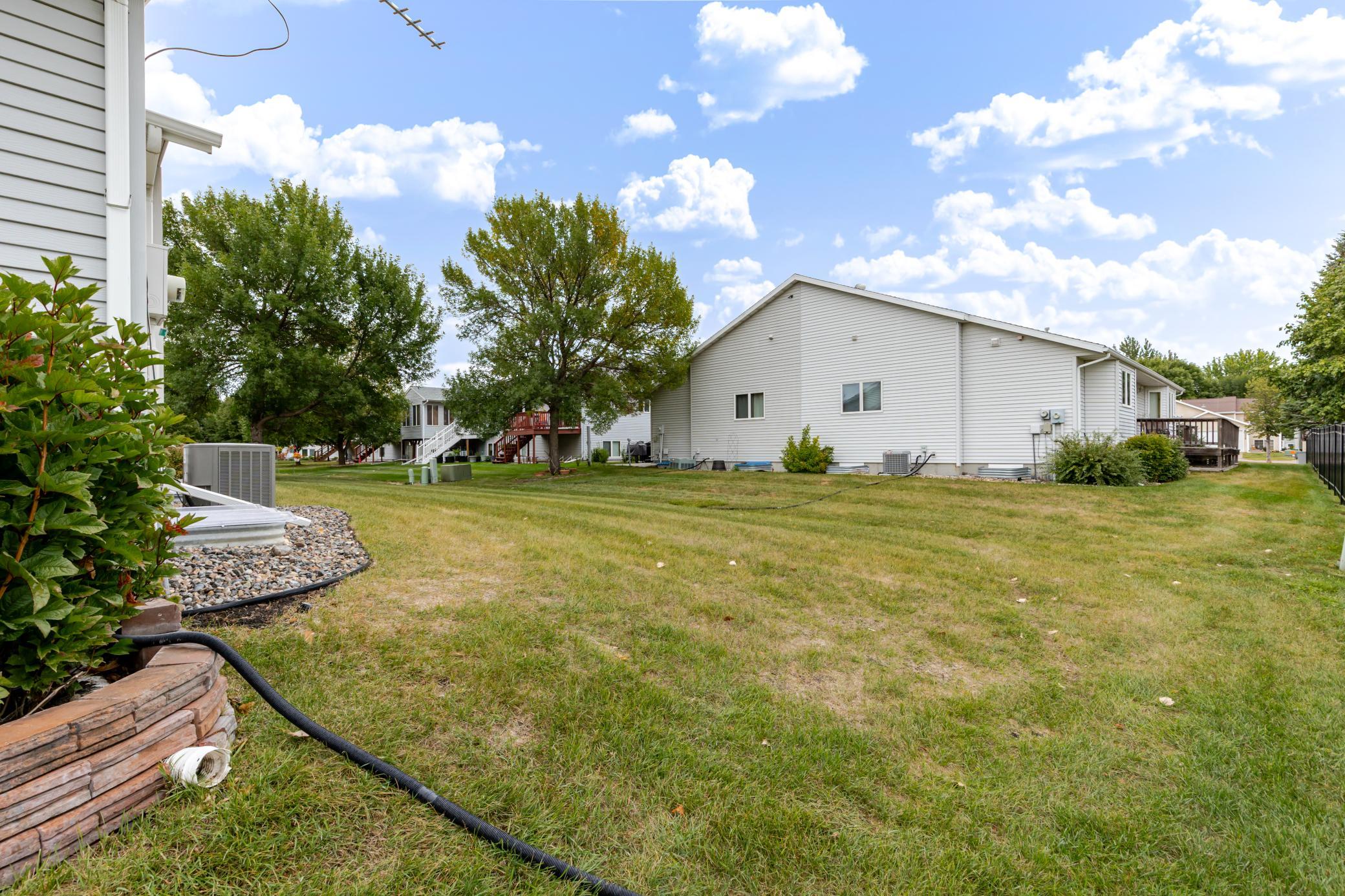 1995 townhouse for sale at 3230 35th Avenue S in Fargo, ND — 4 bed, 3 bath (photo 52 of 56)