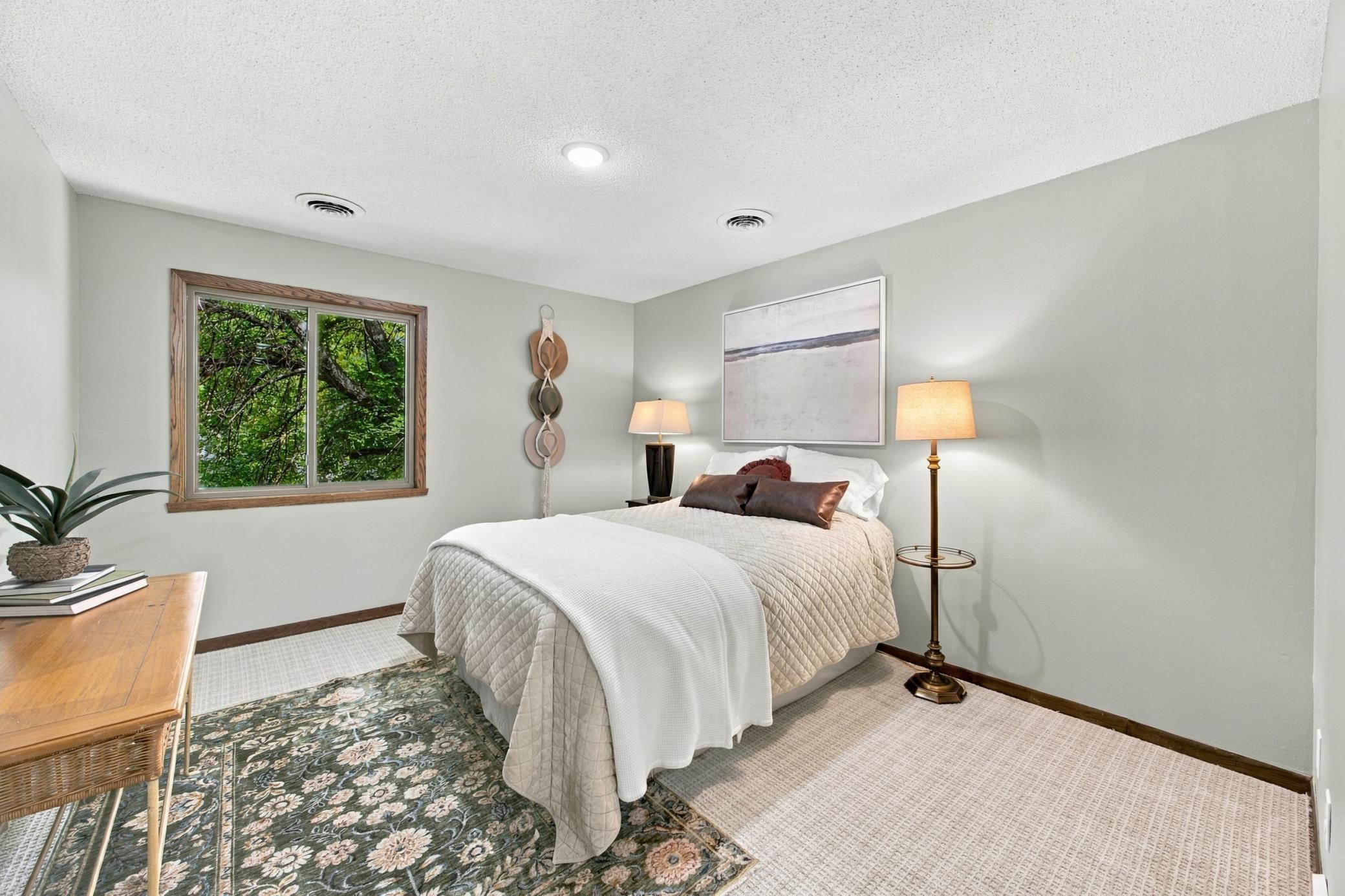 1977 condo for sale at 3237 17th Avenue S, Unit 204 in Fargo, ND — 2 bed, 2 bath (photo 12 of 32)
