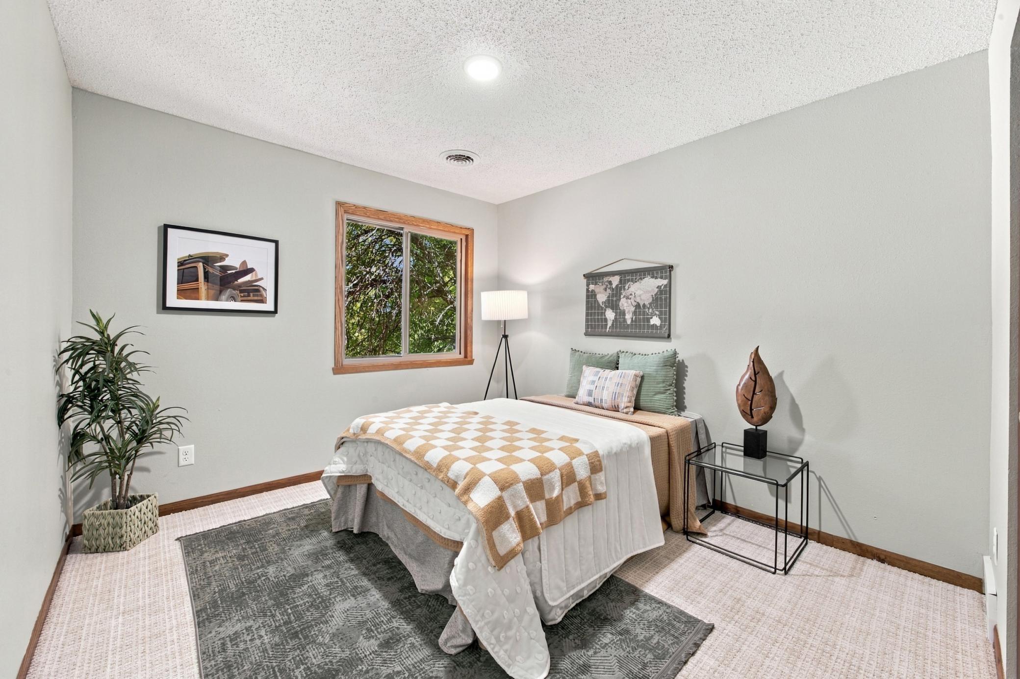 1977 condo for sale at 3237 17th Avenue S, Unit 204 in Fargo, ND — 2 bed, 2 bath (photo 17 of 32)