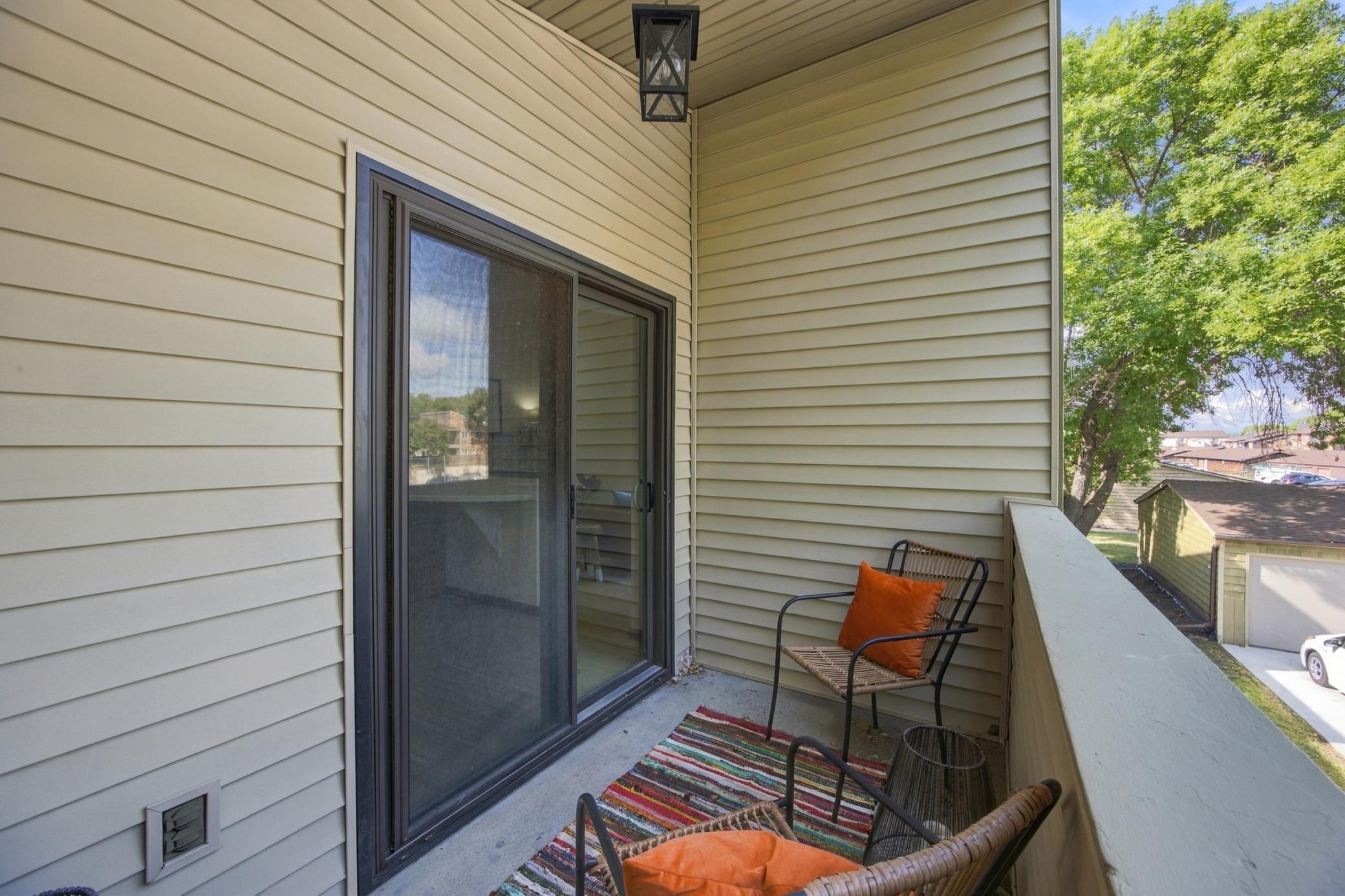 1977 condo for sale at 3237 17th Avenue S, Unit 204 in Fargo, ND — 2 bed, 2 bath (photo 22 of 32)