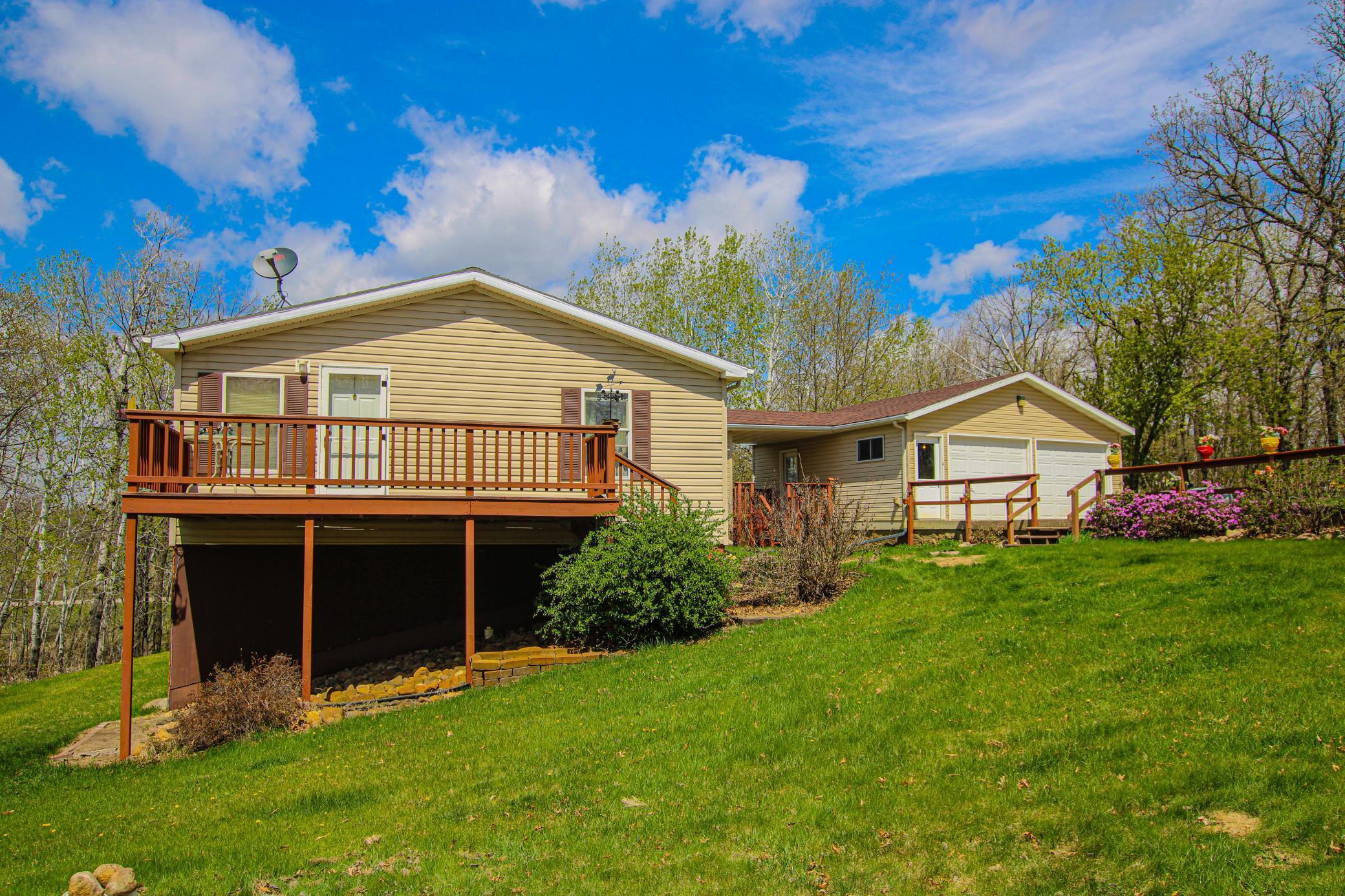 2002 single family home for sale at 27935 426th Avenue in Battle Lake, MN — 2 bed, 3 bath (photo 2 of 46)