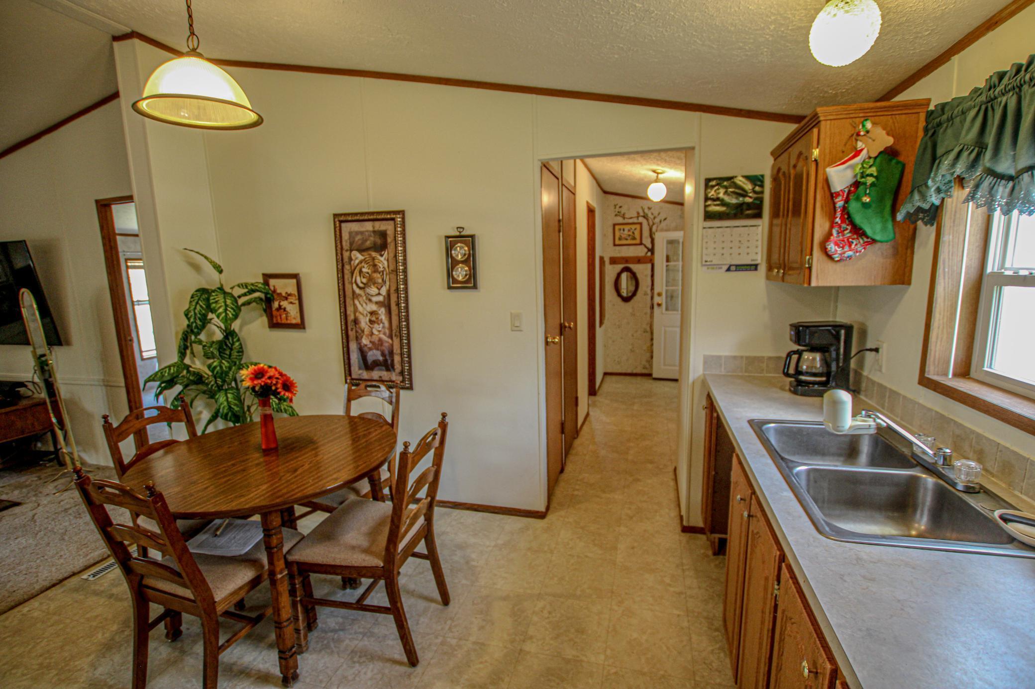 2002 single family home for sale at 27935 426th Avenue in Battle Lake, MN — 2 bed, 3 bath (photo 14 of 46)